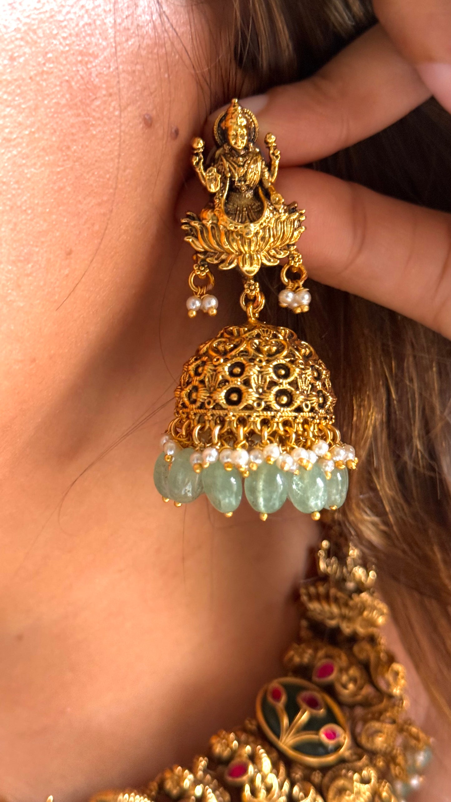 Goddes laxmi mint drop detailing necklace