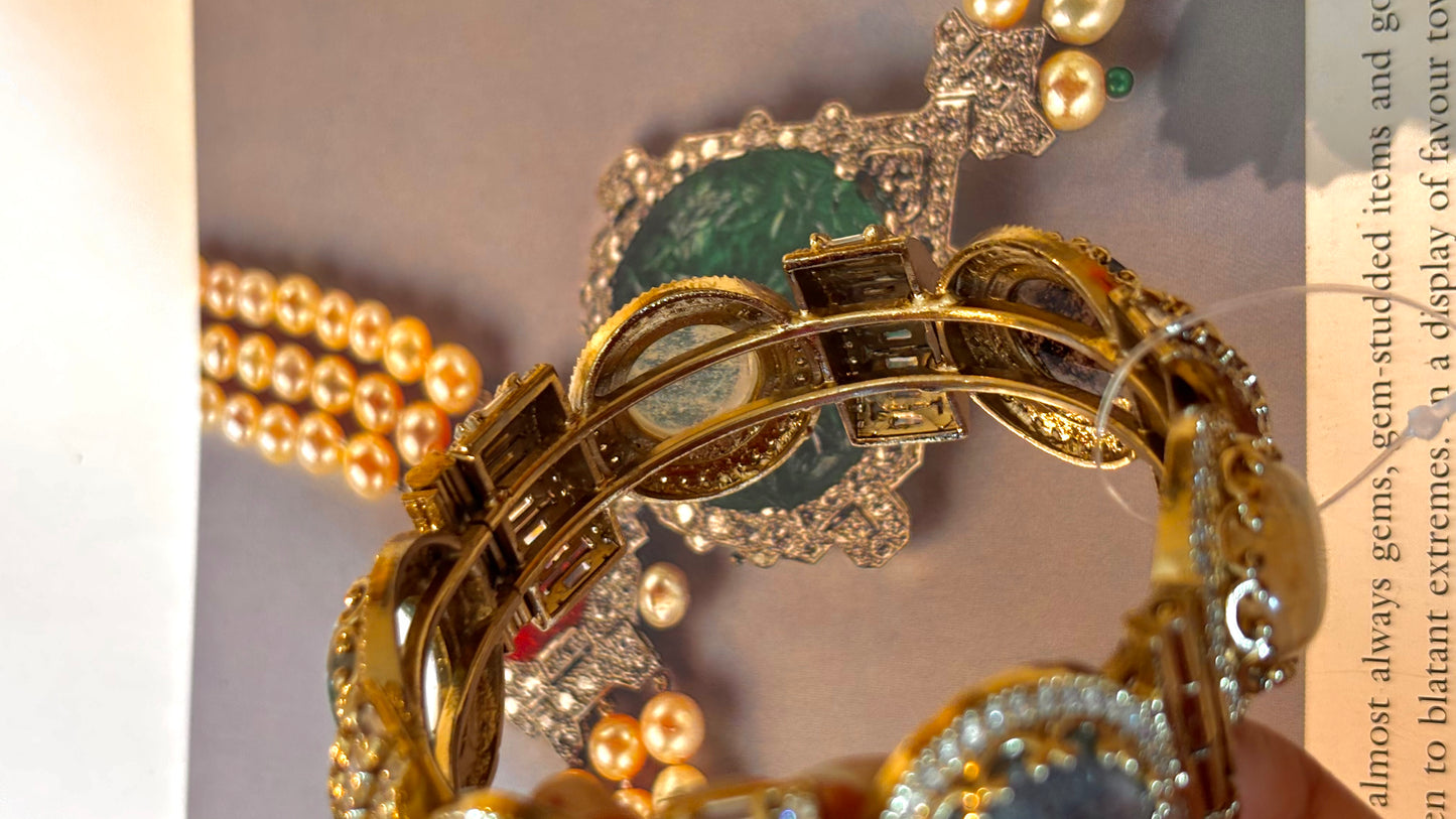 Sabya inspired bracelet  (openable)