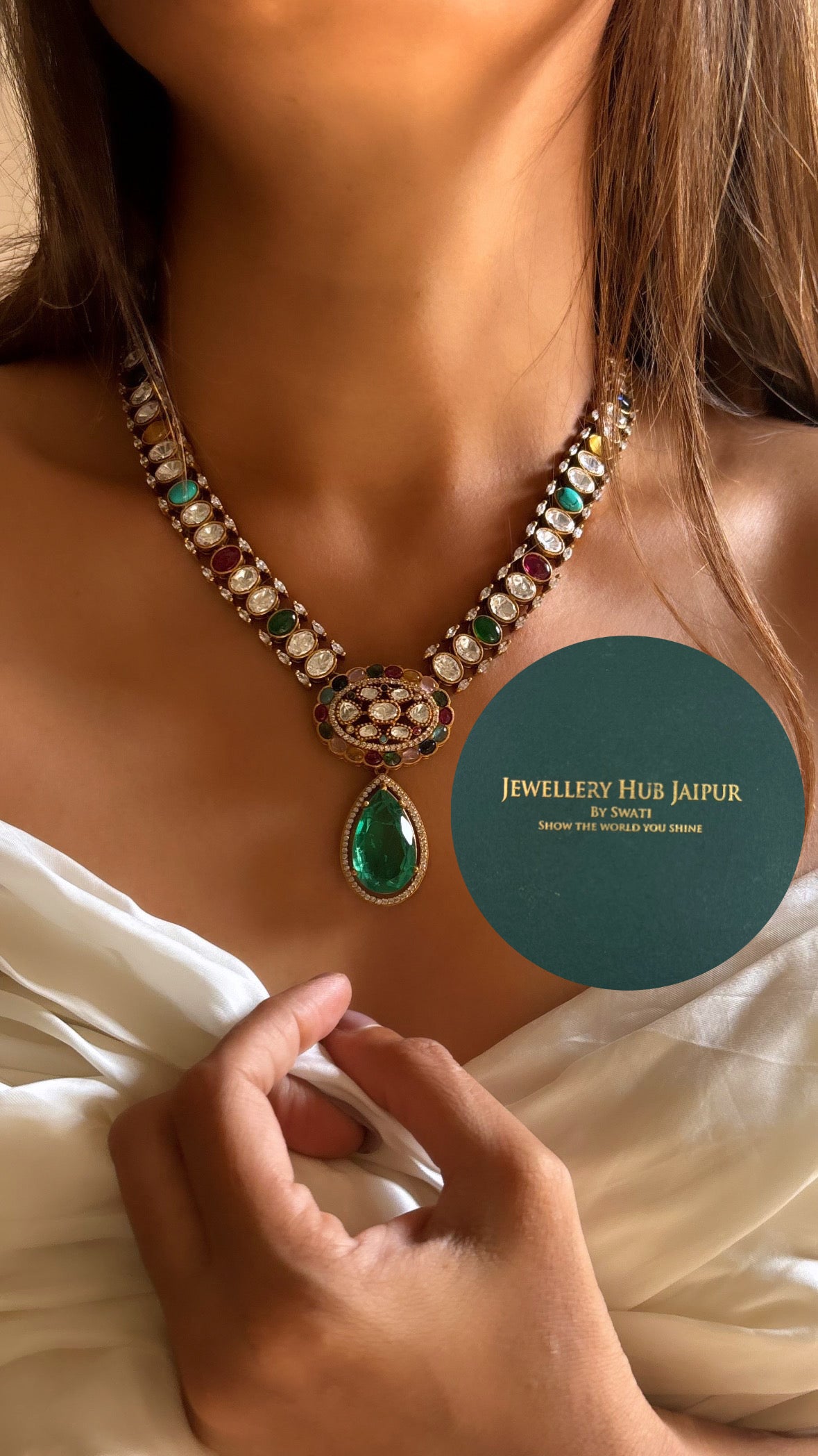 Navratna emerald collar necklace set