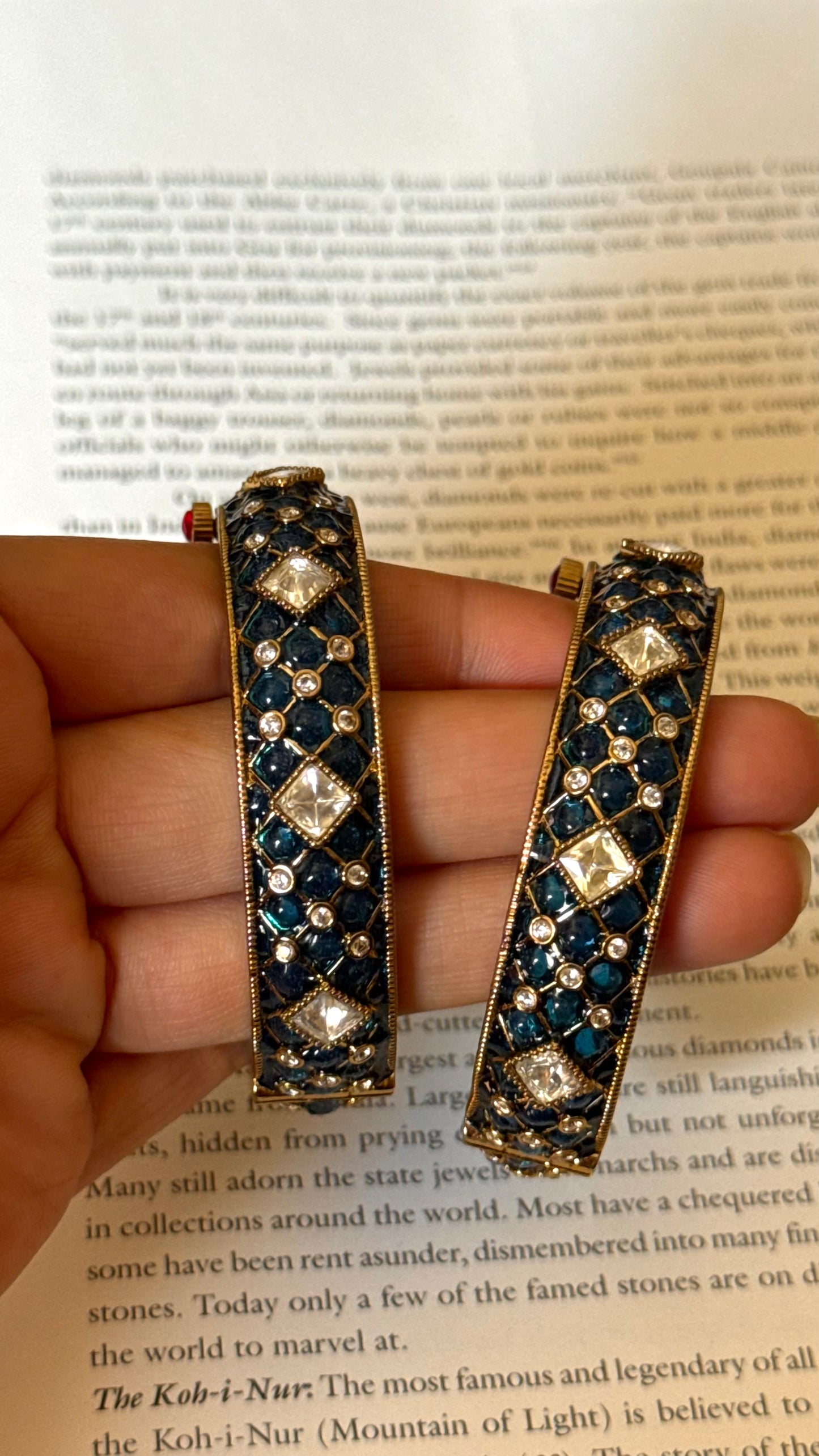 Sapphire katDana moissanite openable Bangles