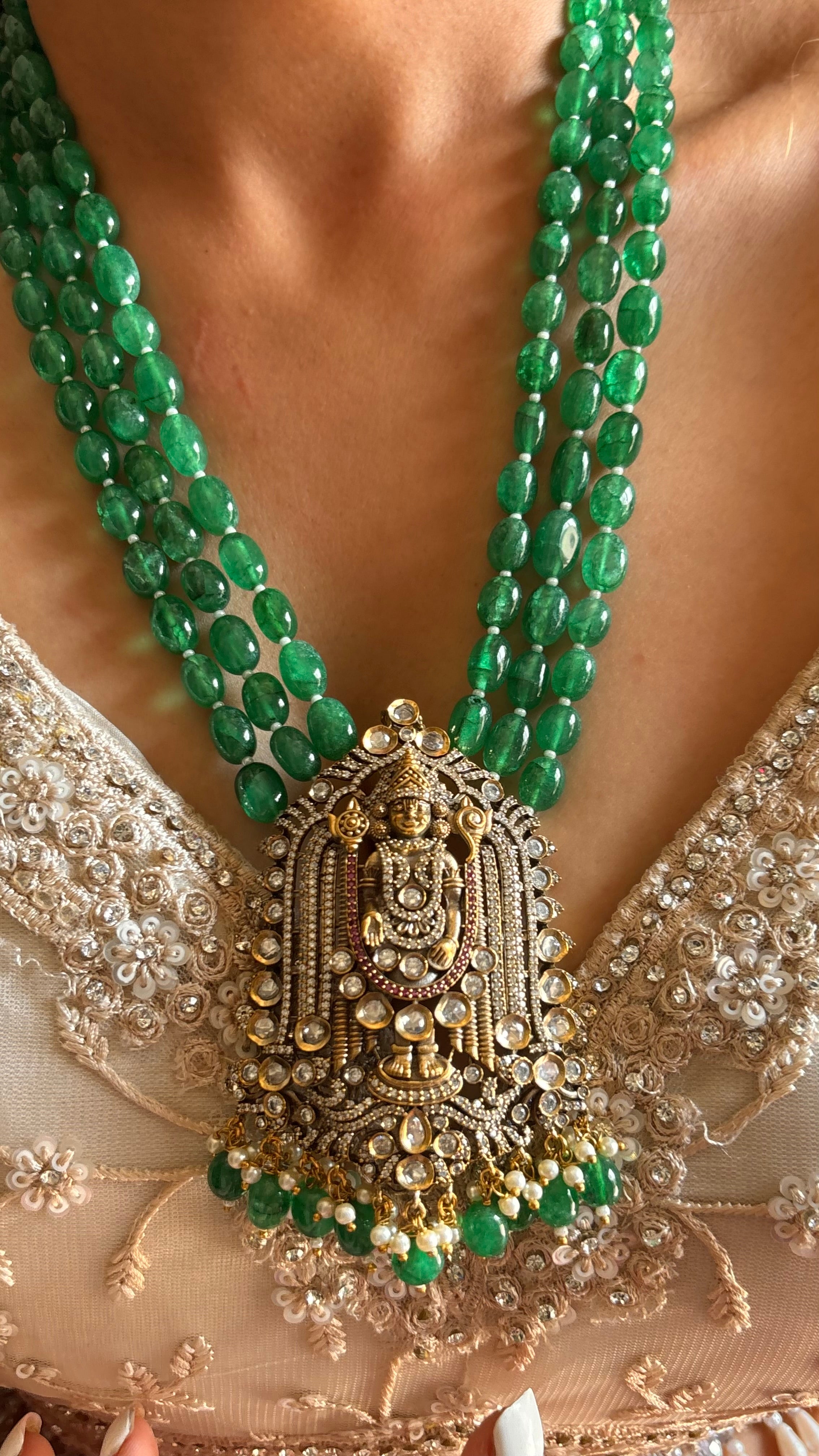 Emerald temple rani haar necklace with earrings