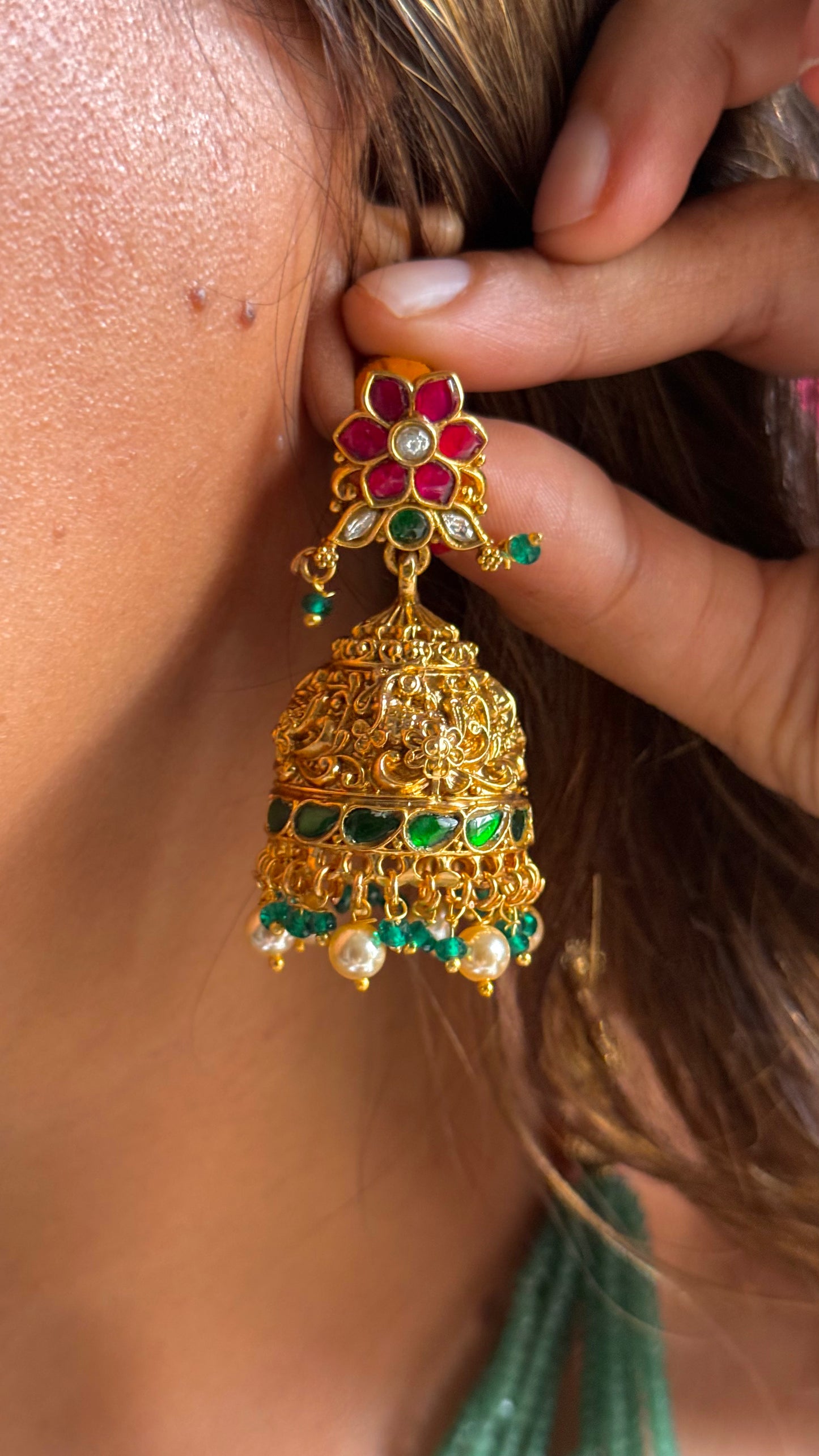 Goddess laxmi paachi kundan long temple necklace