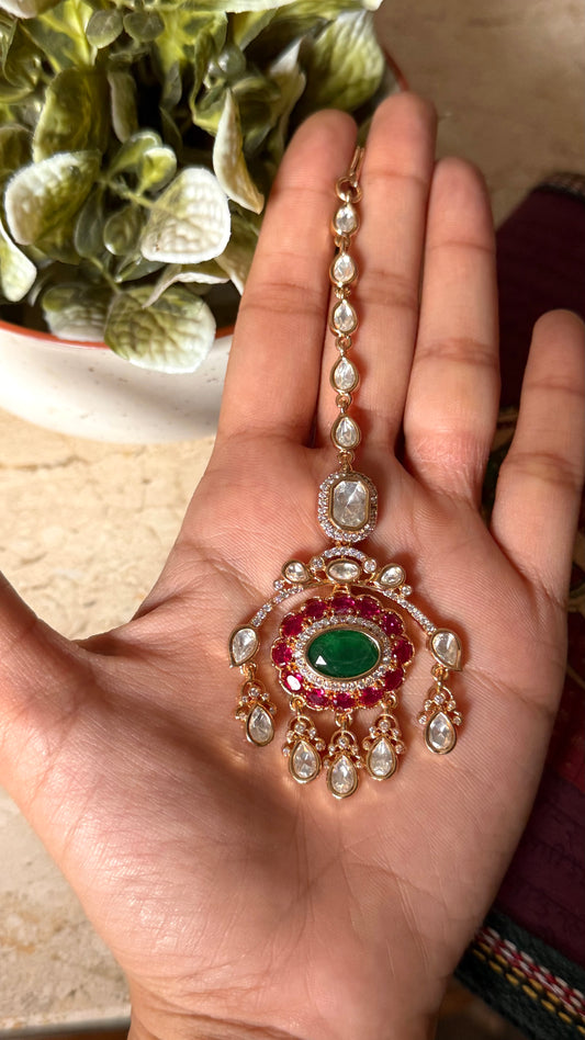 Emerald doublet & rani pink Moissanite maangtika
