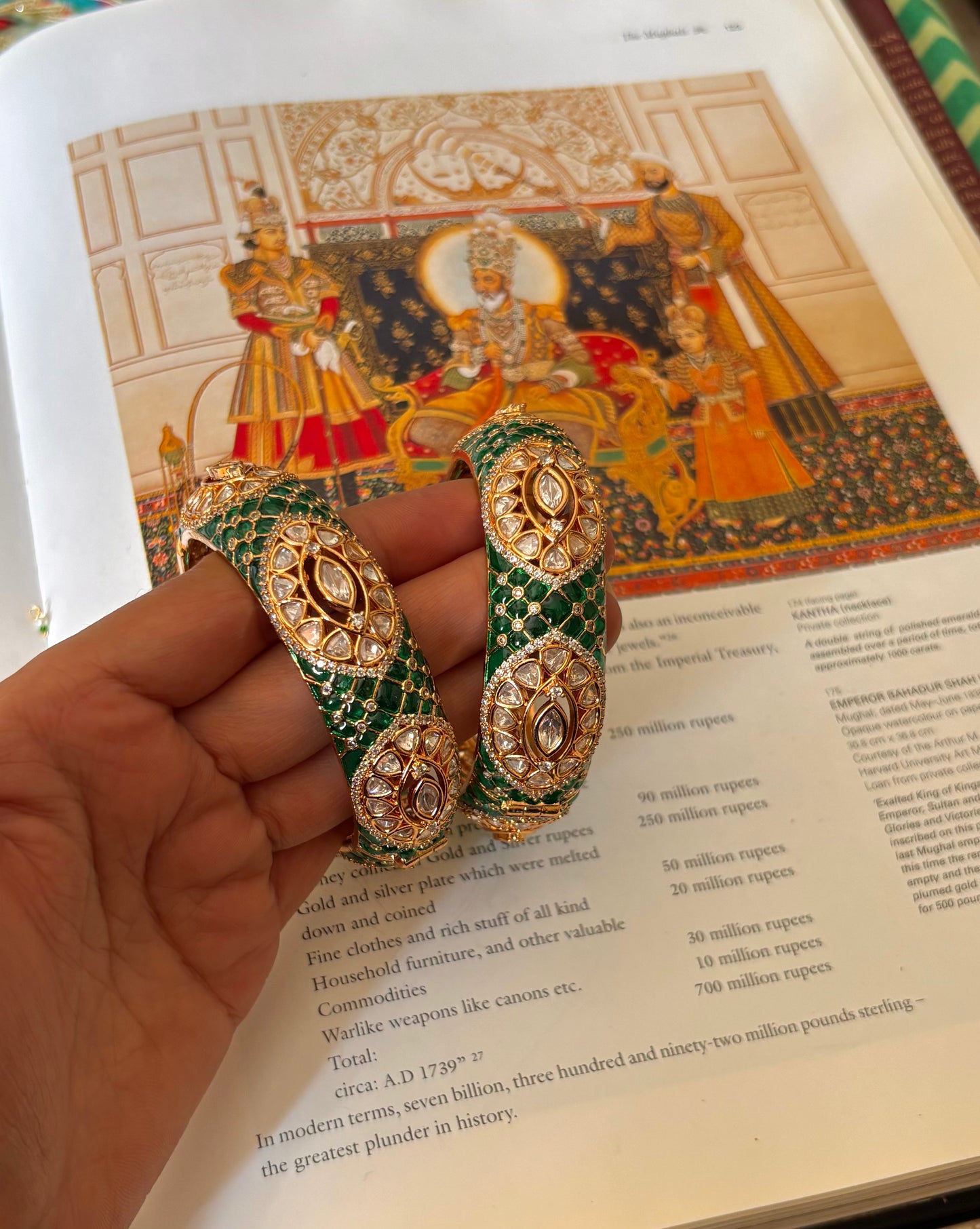 Emerald gold takkar work broad bangles