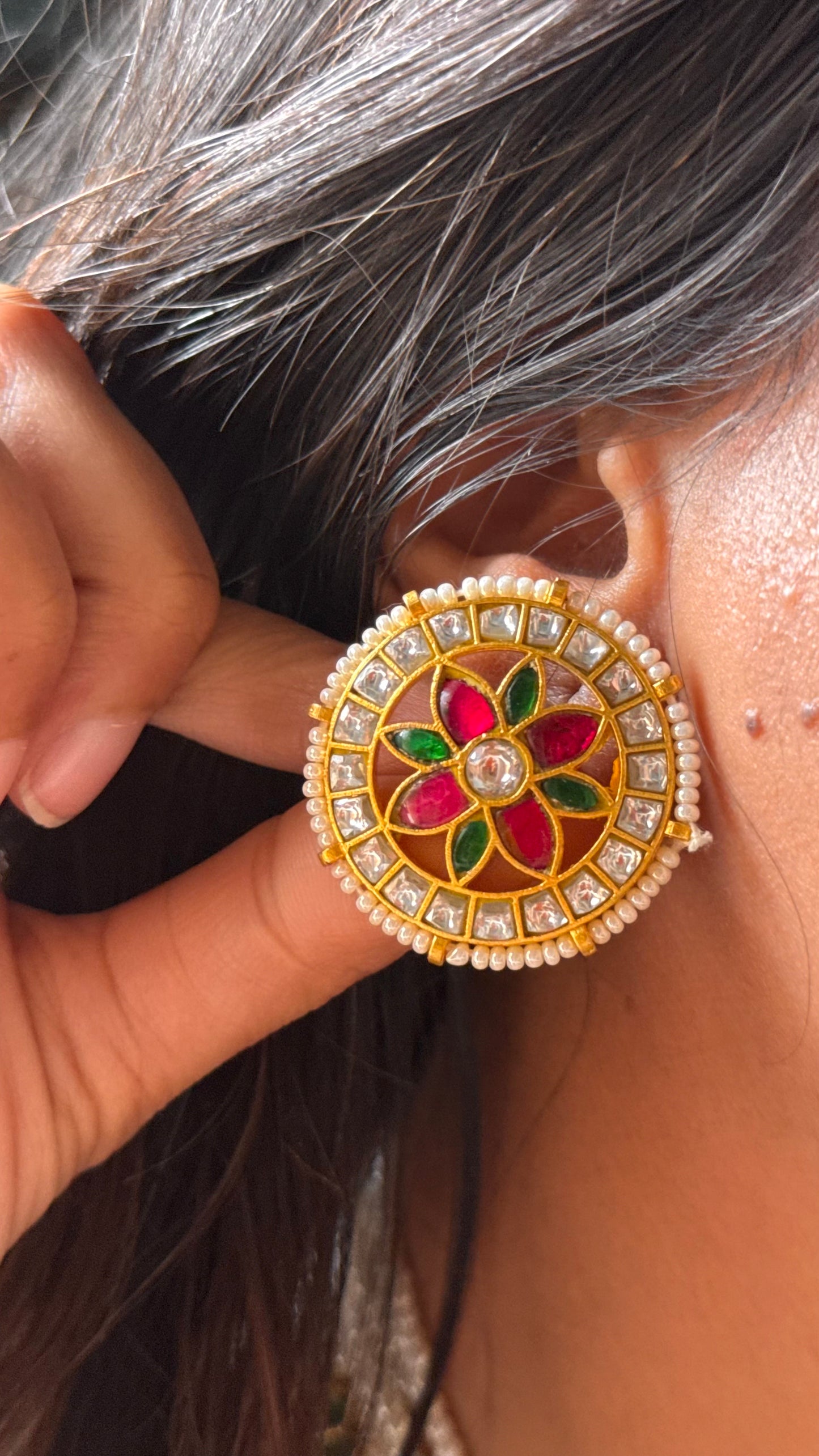 Designer pearl pachi Kundan with mother of pearl necklace