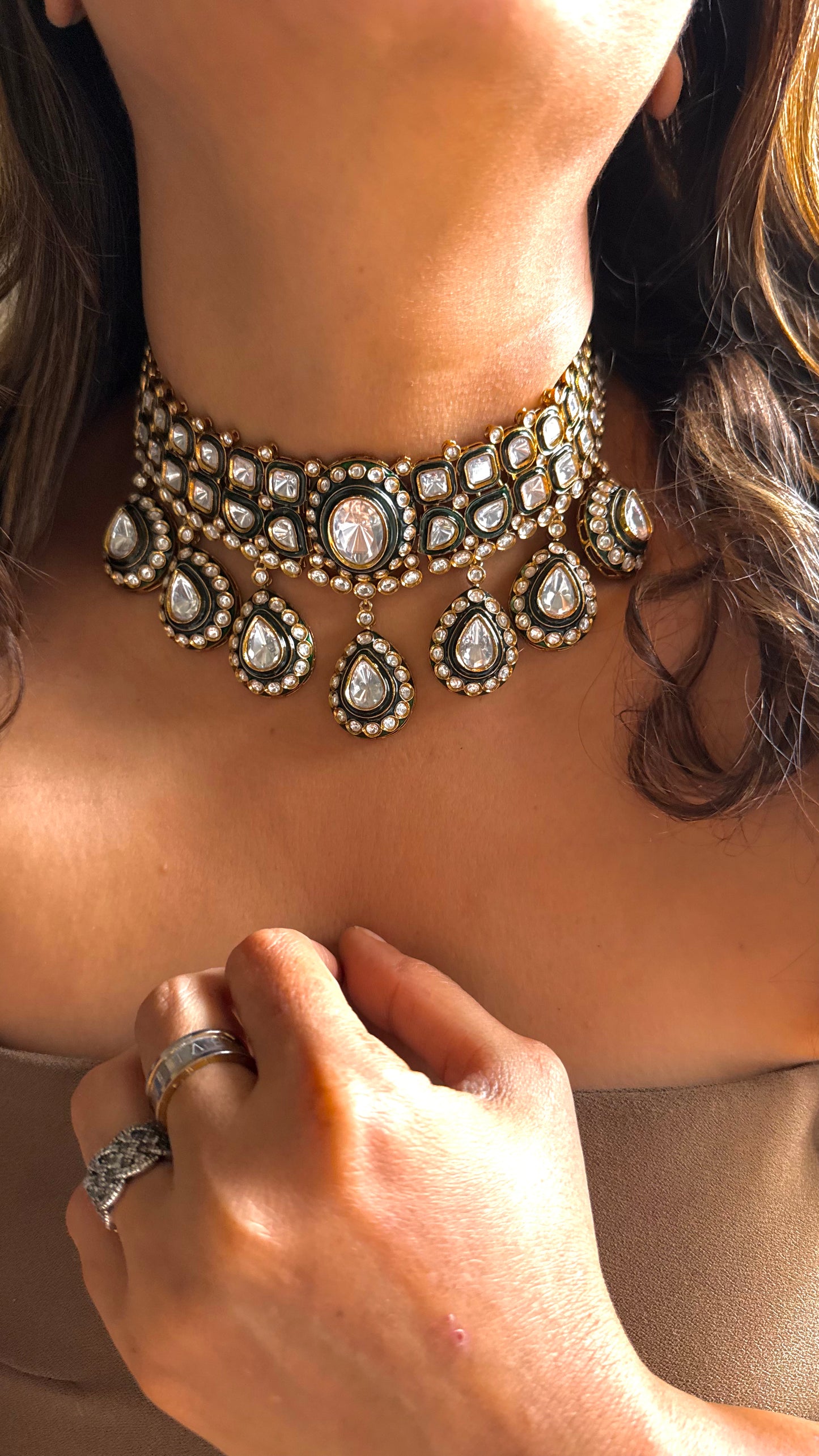 Emerald meenakari uncut polki choker necklace set