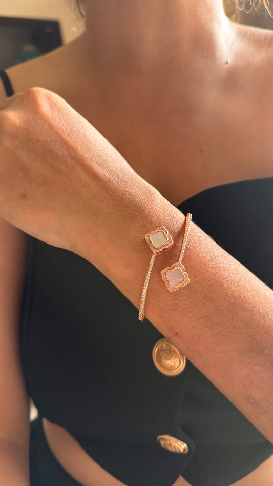 Mother-of-Pearl Open Vancleef Bracelet