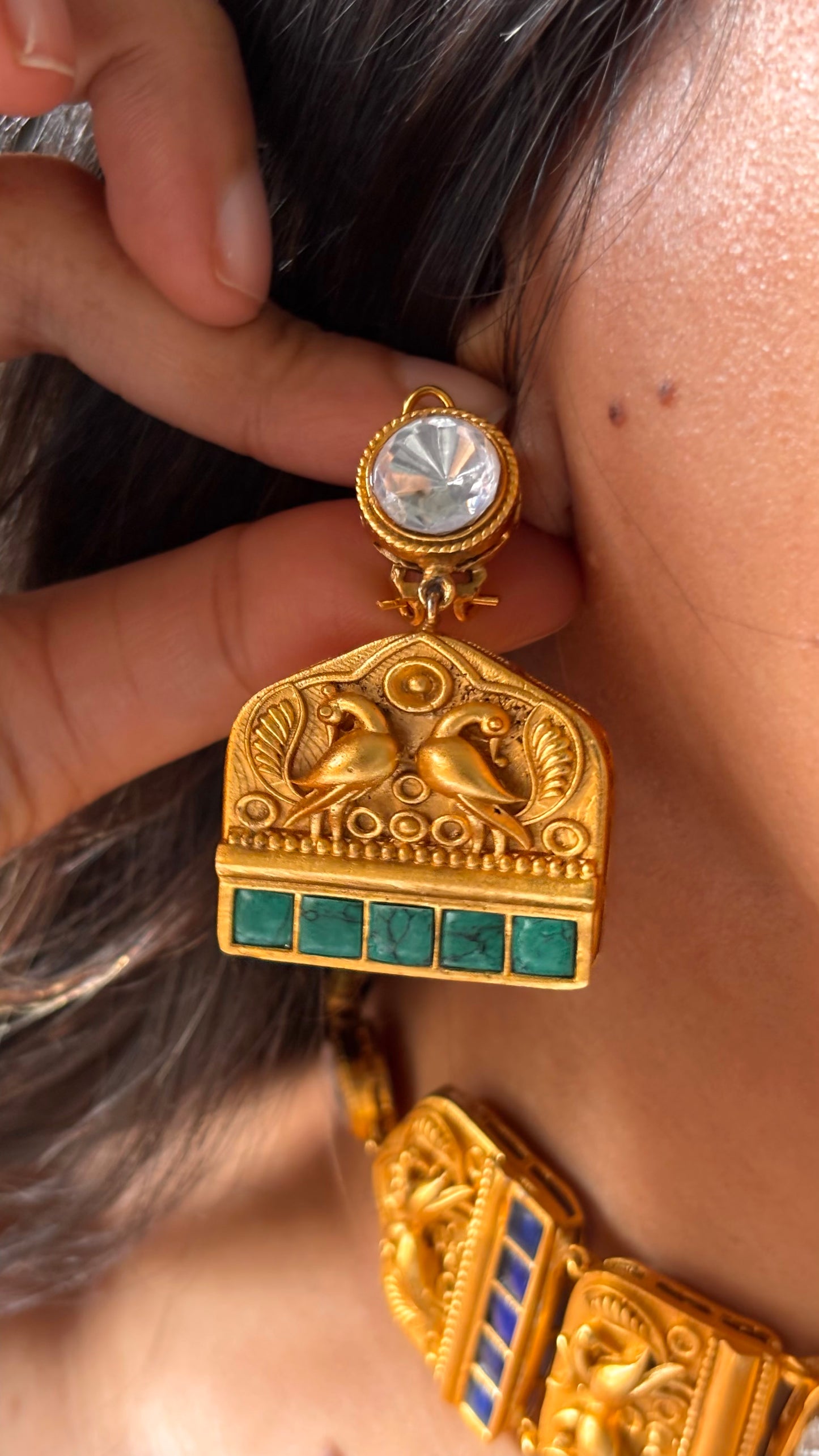 The regal polki sqaure choker
