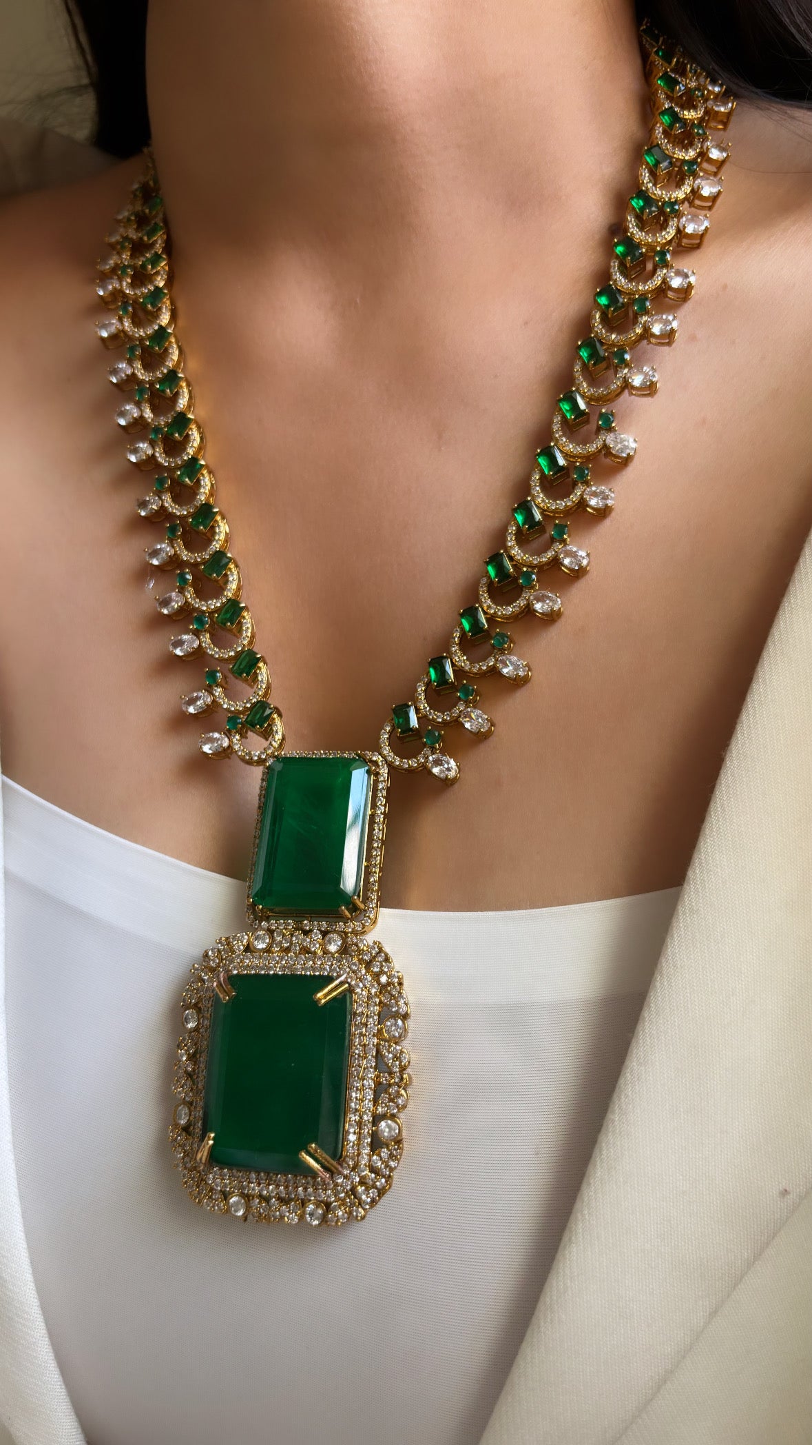 Emerald doublet designer necklace