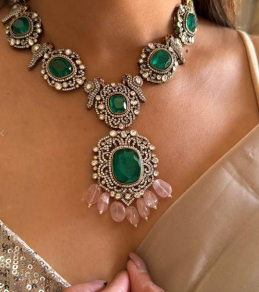 Emerald rose quarts necklace with earrings
