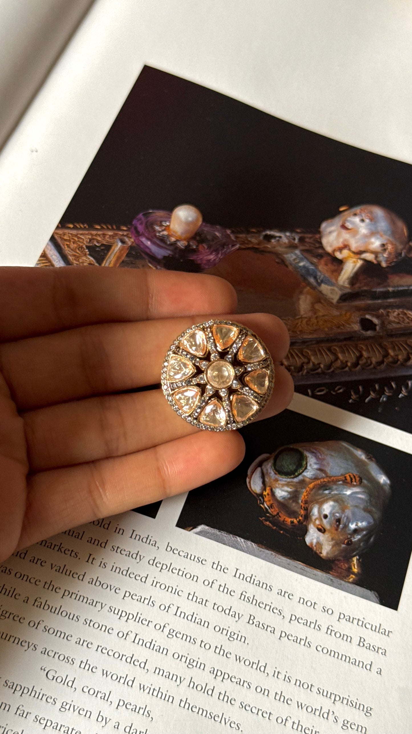 Peeli polki Victorian ring