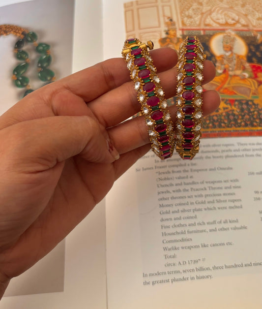 Rani Pink & mint moissanite victorian bangle