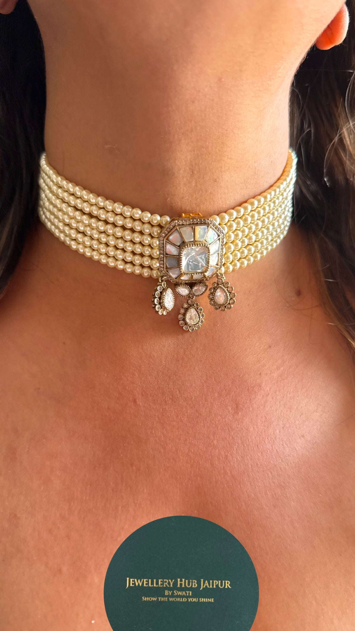 Mother of pearl thread choker Necklace