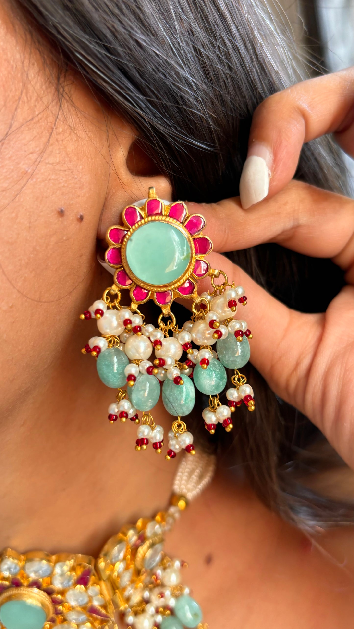 Peachi Kundan Firoza necklace with earrings