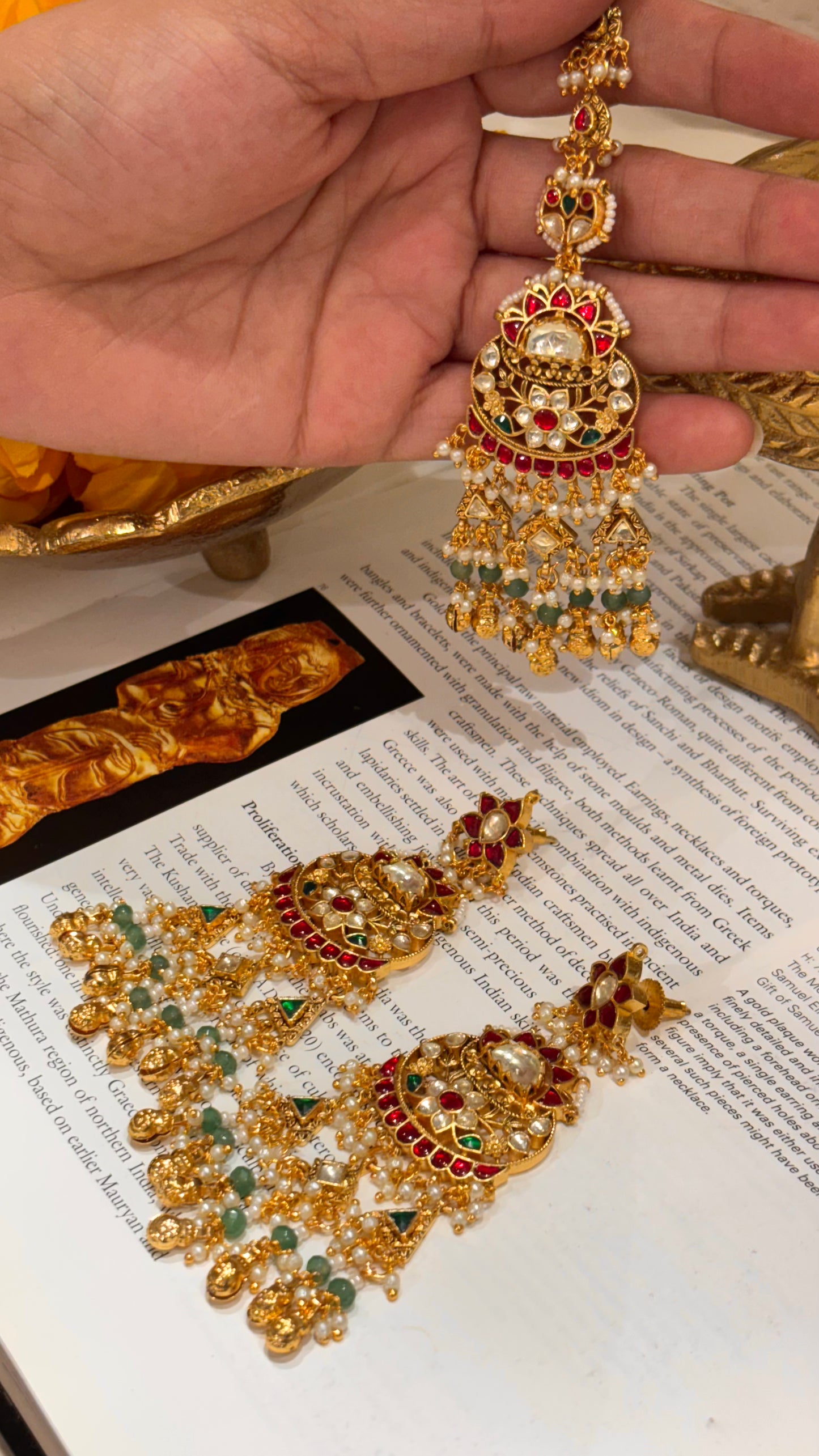 Heritage jadau Maangtika & earrings combo