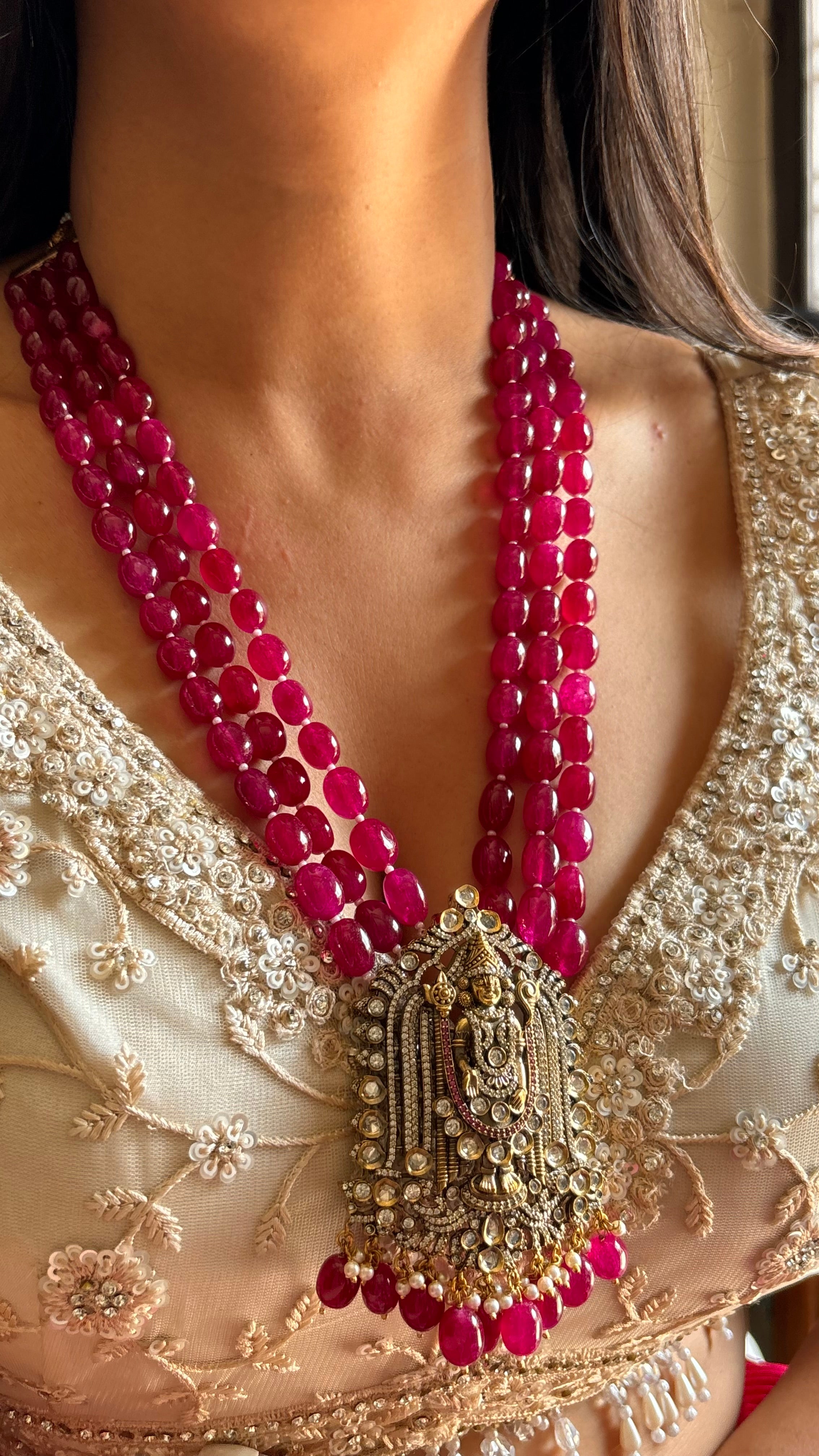 Ruby temple necklace with earrings