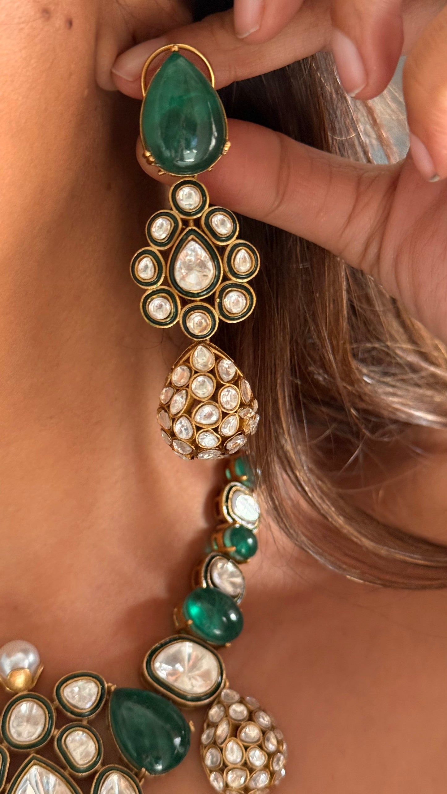 Emerald meenakari designer doublet necklace