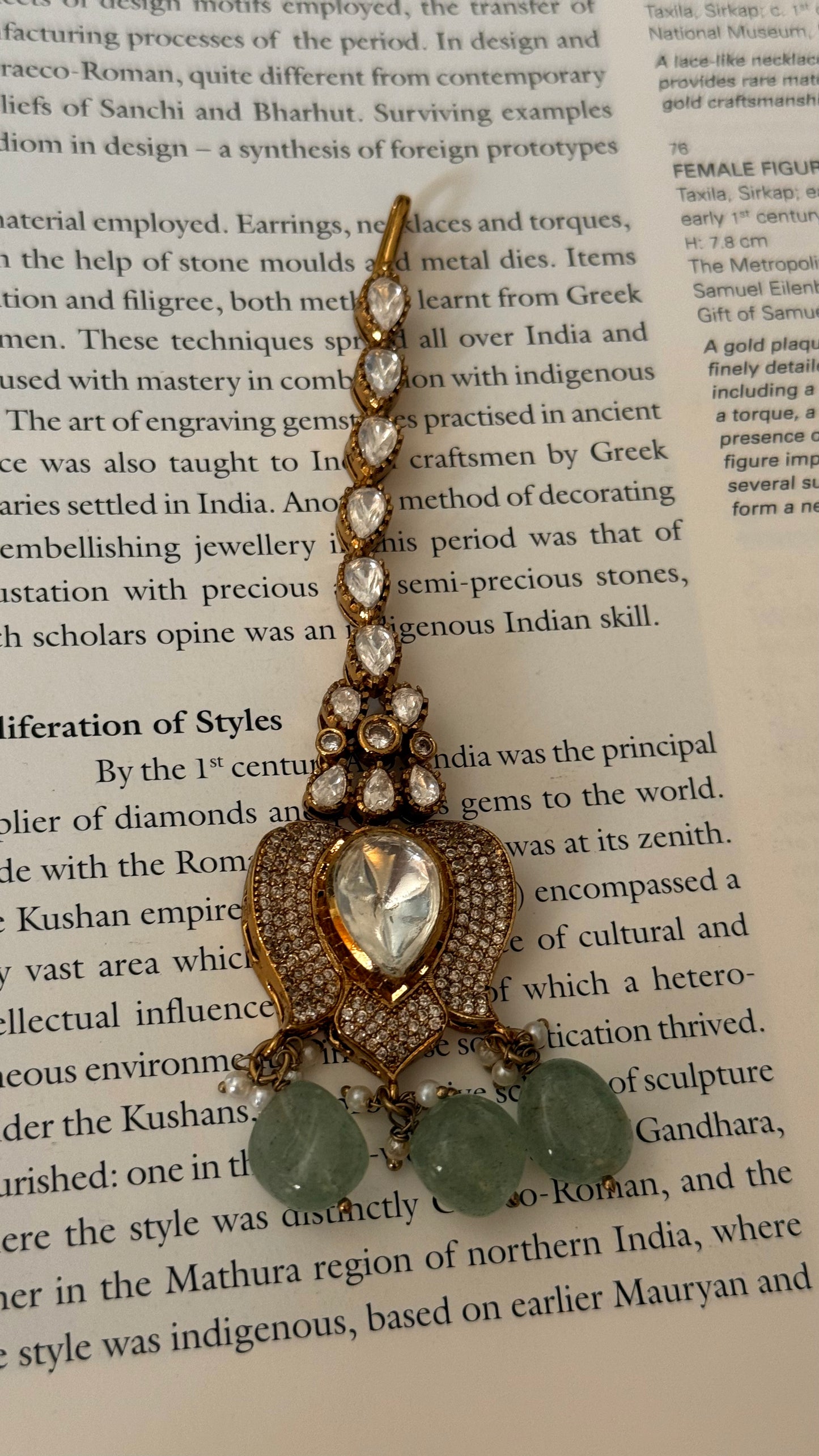 Mint victorian uncut polki maangtika