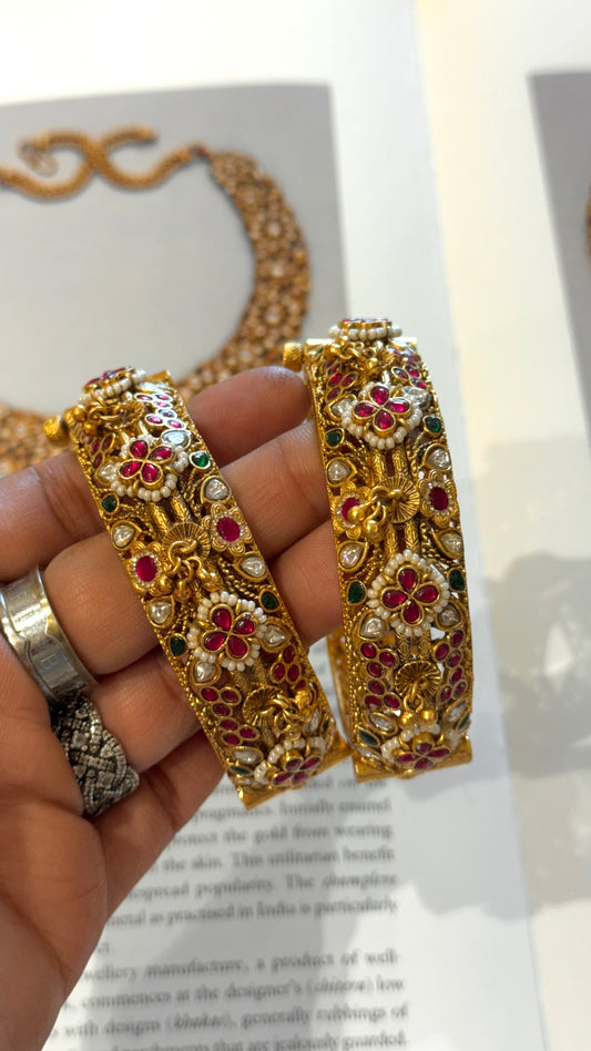 Ruby floral rajwada nakashi heritage Bangles