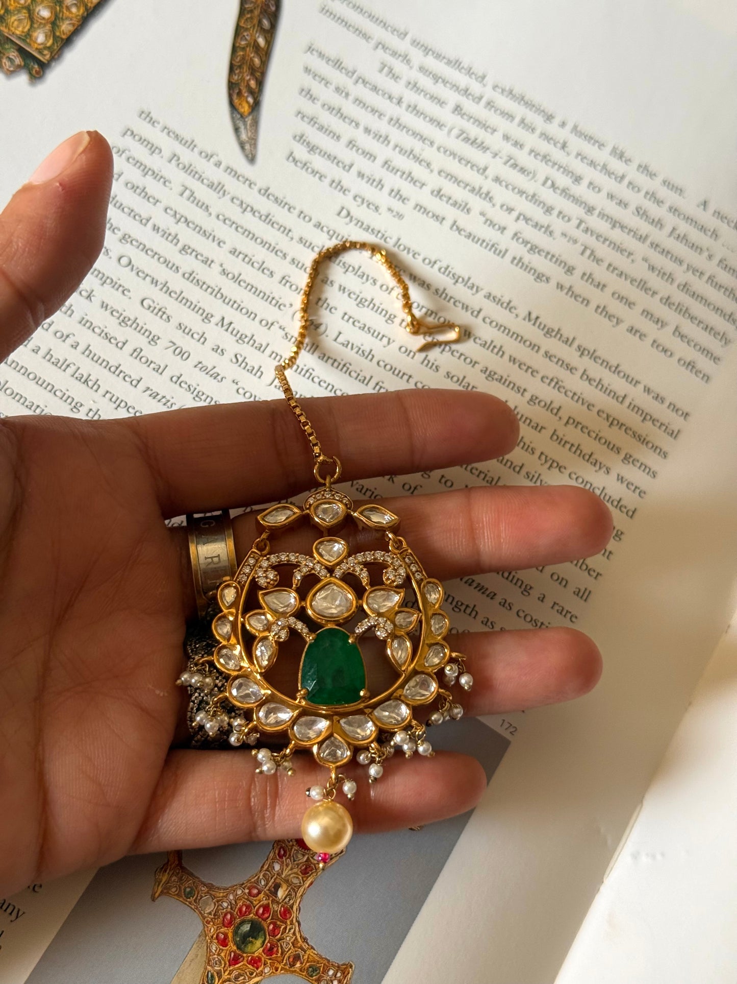 Emerald pearl drop detailing maangtikka