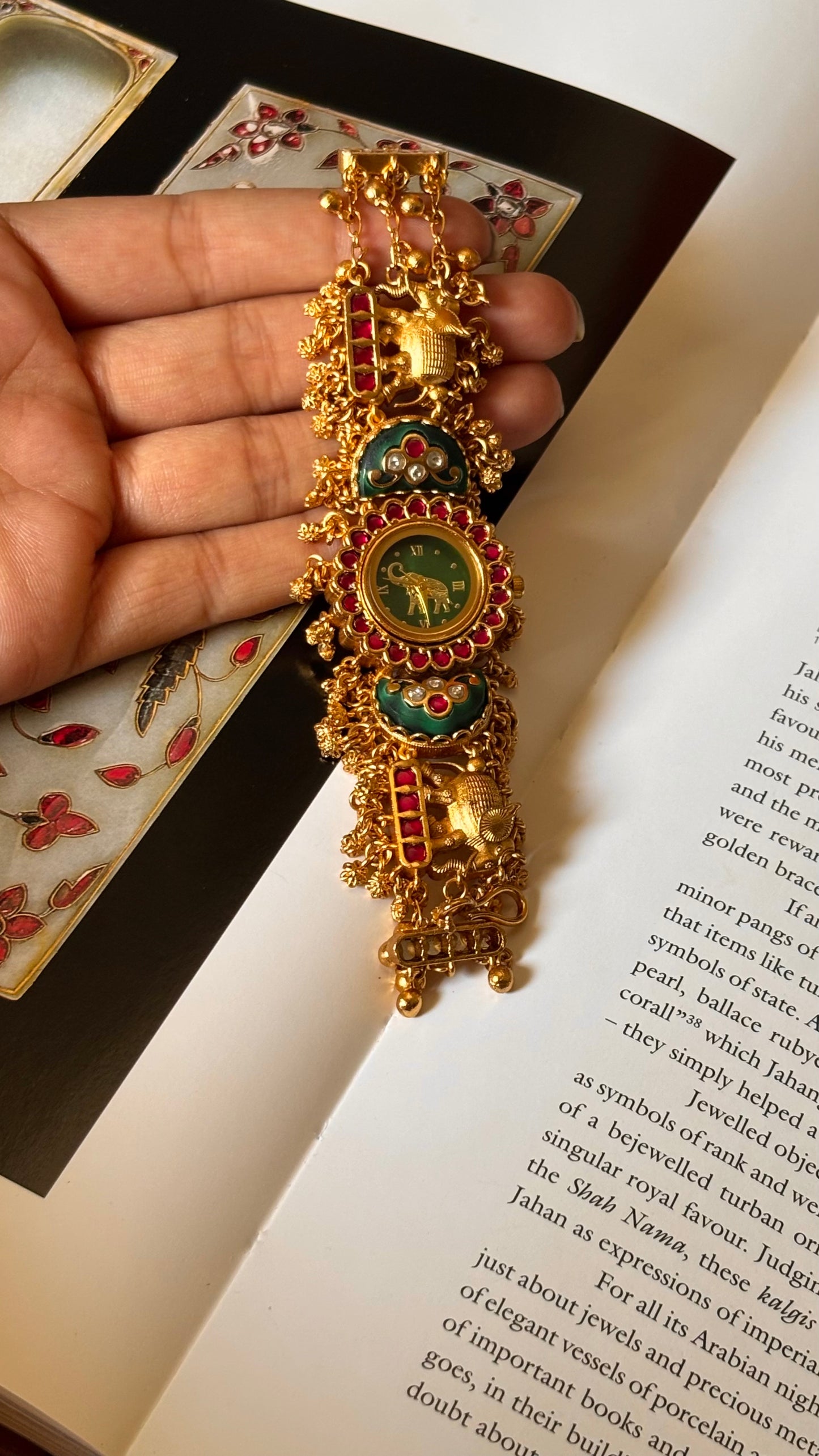 Paachi Kundan peacock nakashi emerald dial rajwada Watch