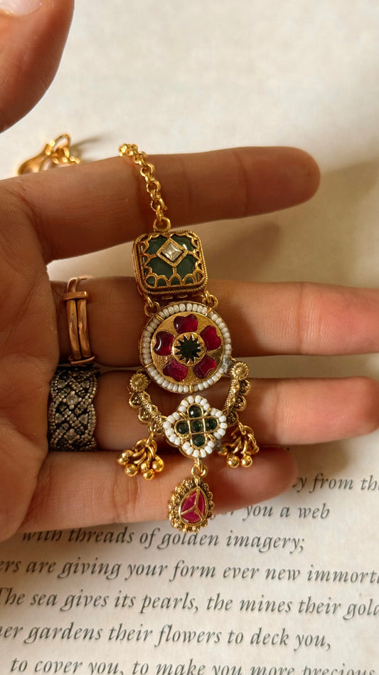 Ruby floral & emerald rajwada maangtika