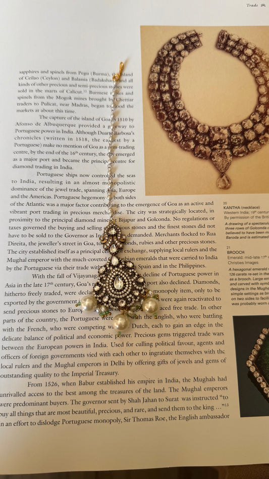 Pearl drop victorian maangtika