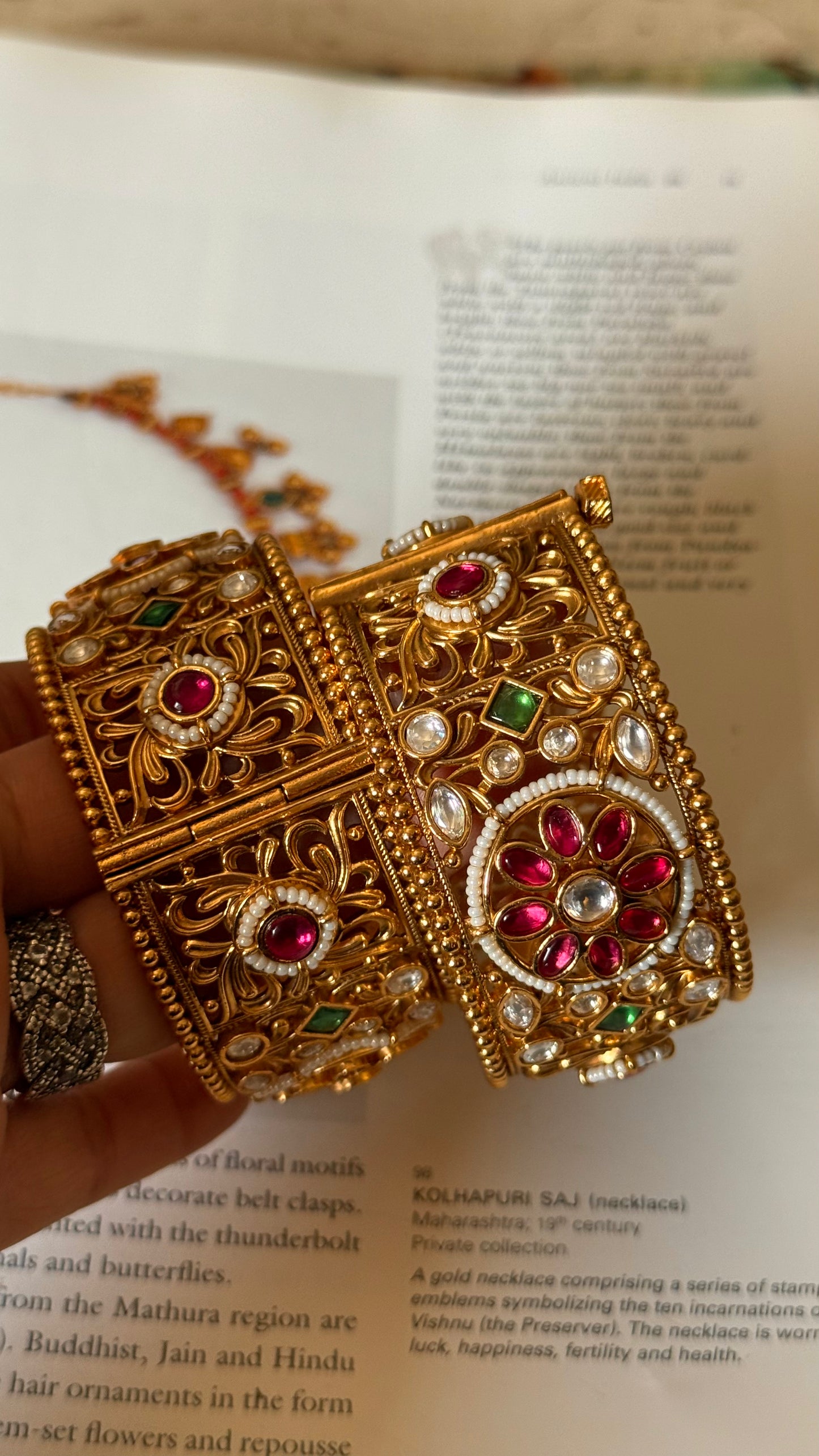 Heritage rajwadi bangles