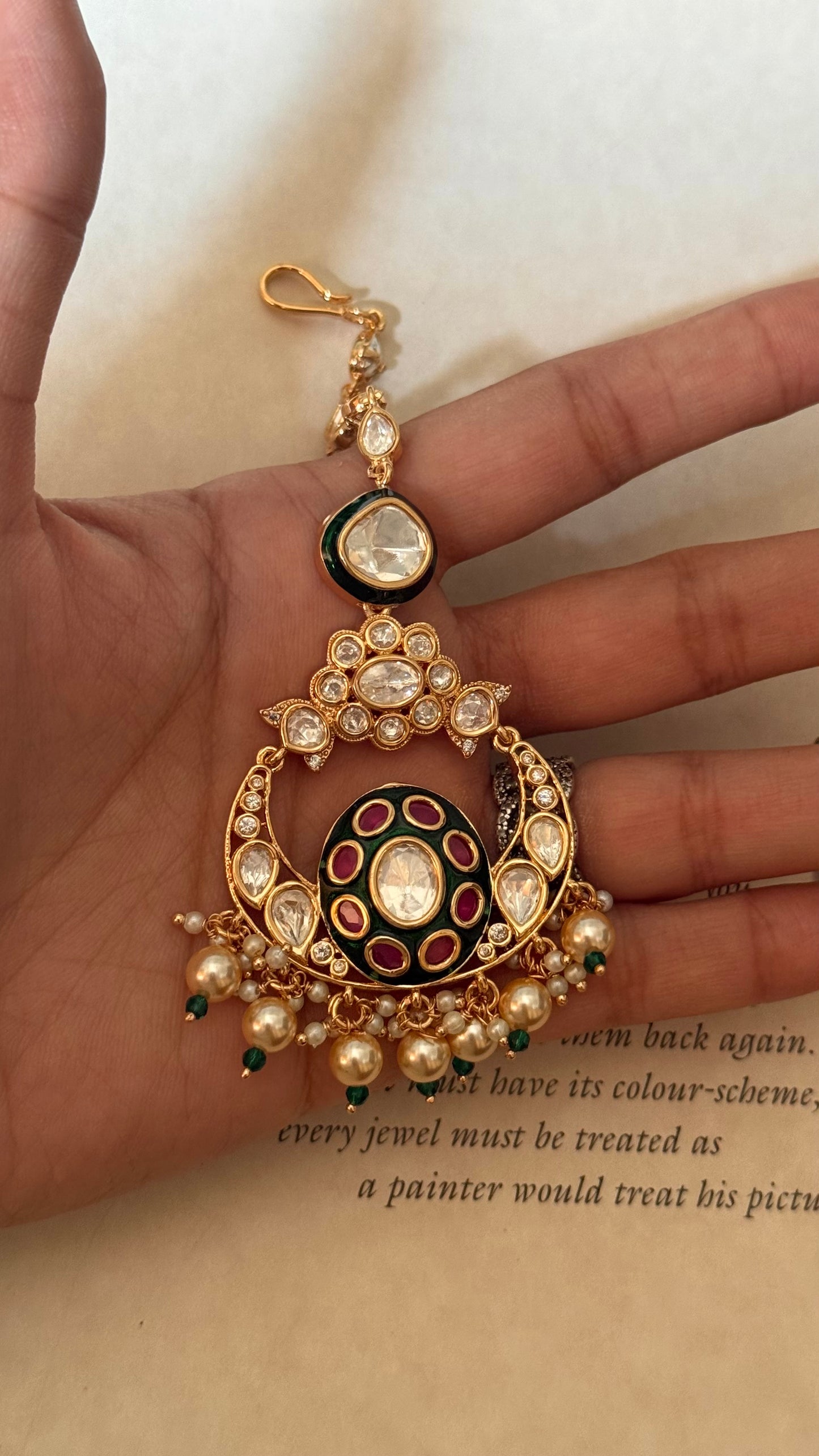 Emerald meenakari & rani pink bombay polki maangtika