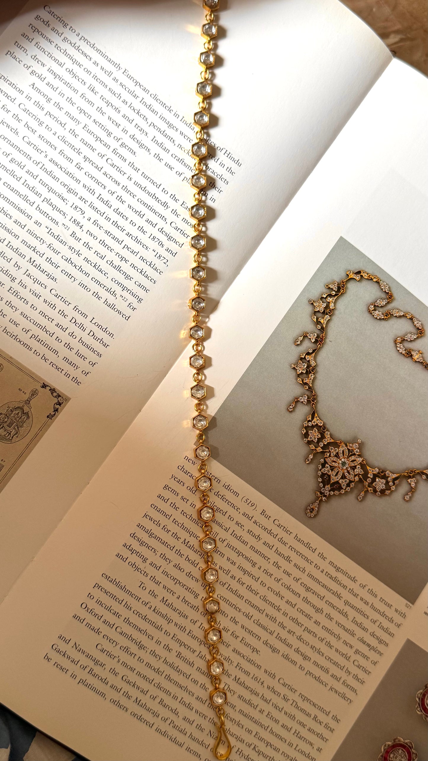 Kundan minimal sheeshpatti