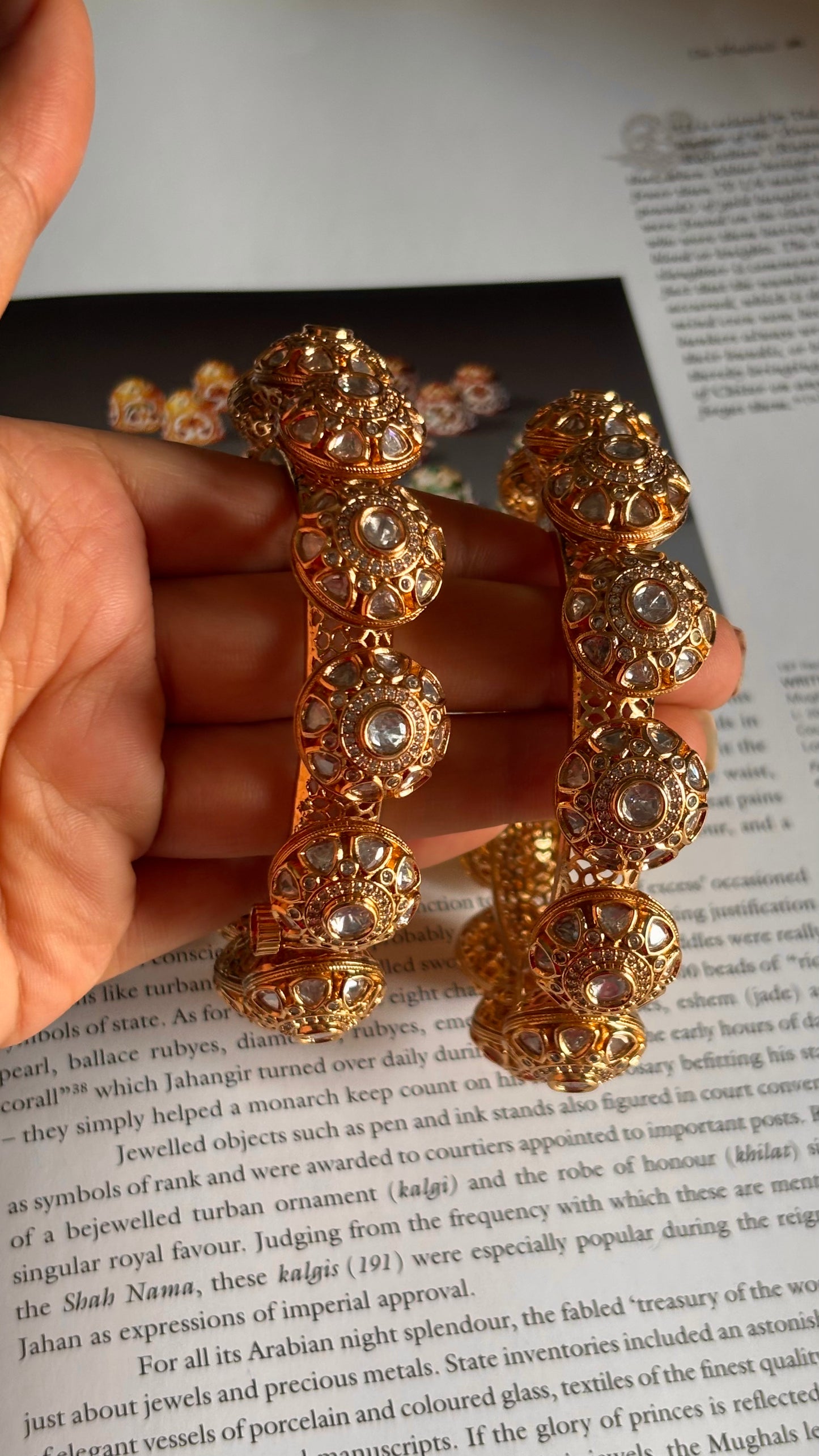 White polki moissanite gold polish bangdi bangles