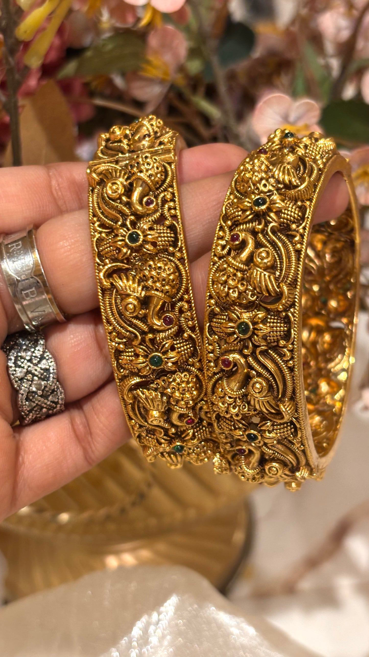 Peacock inspired Nakshi￼bangles