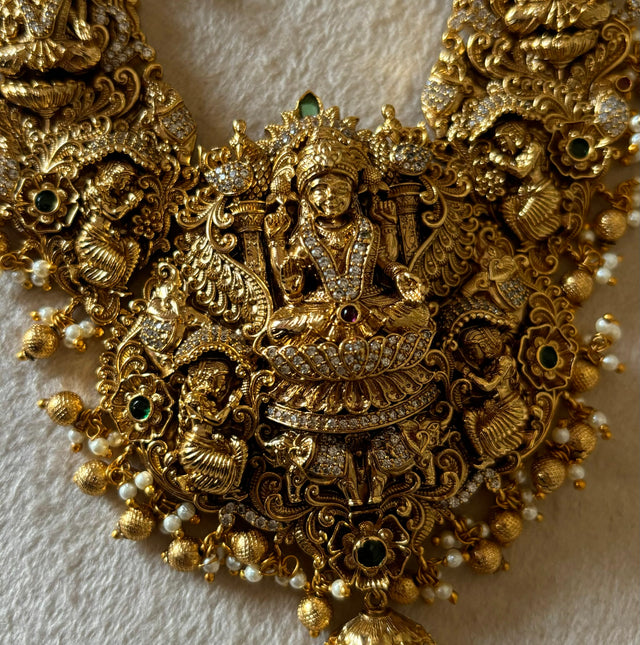 Temple jewellery with earrings