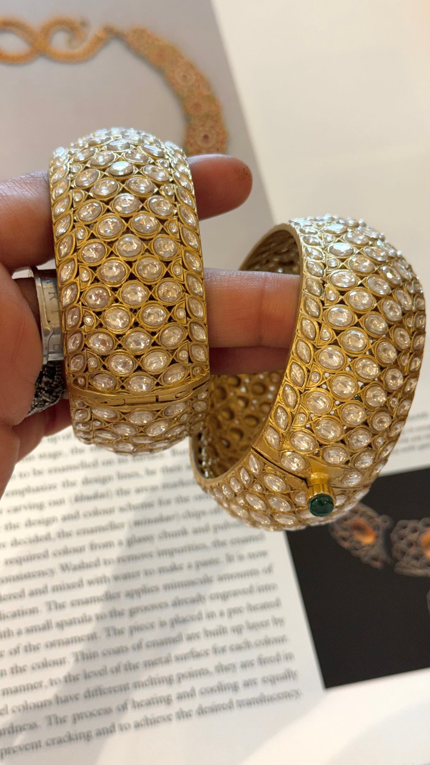 Real moissanite sakhi kada
