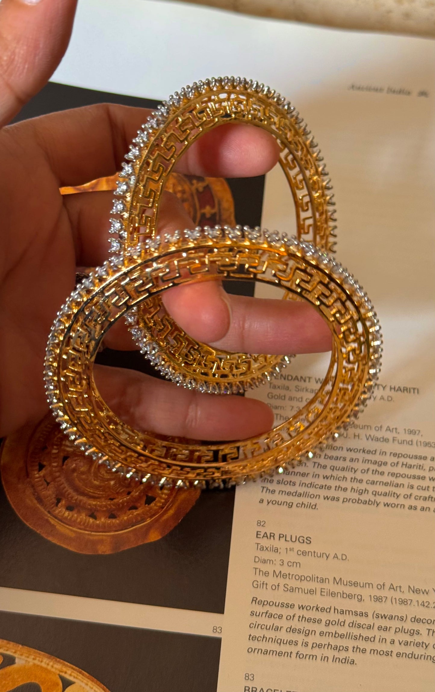 Diamond (gold) bangles not openable