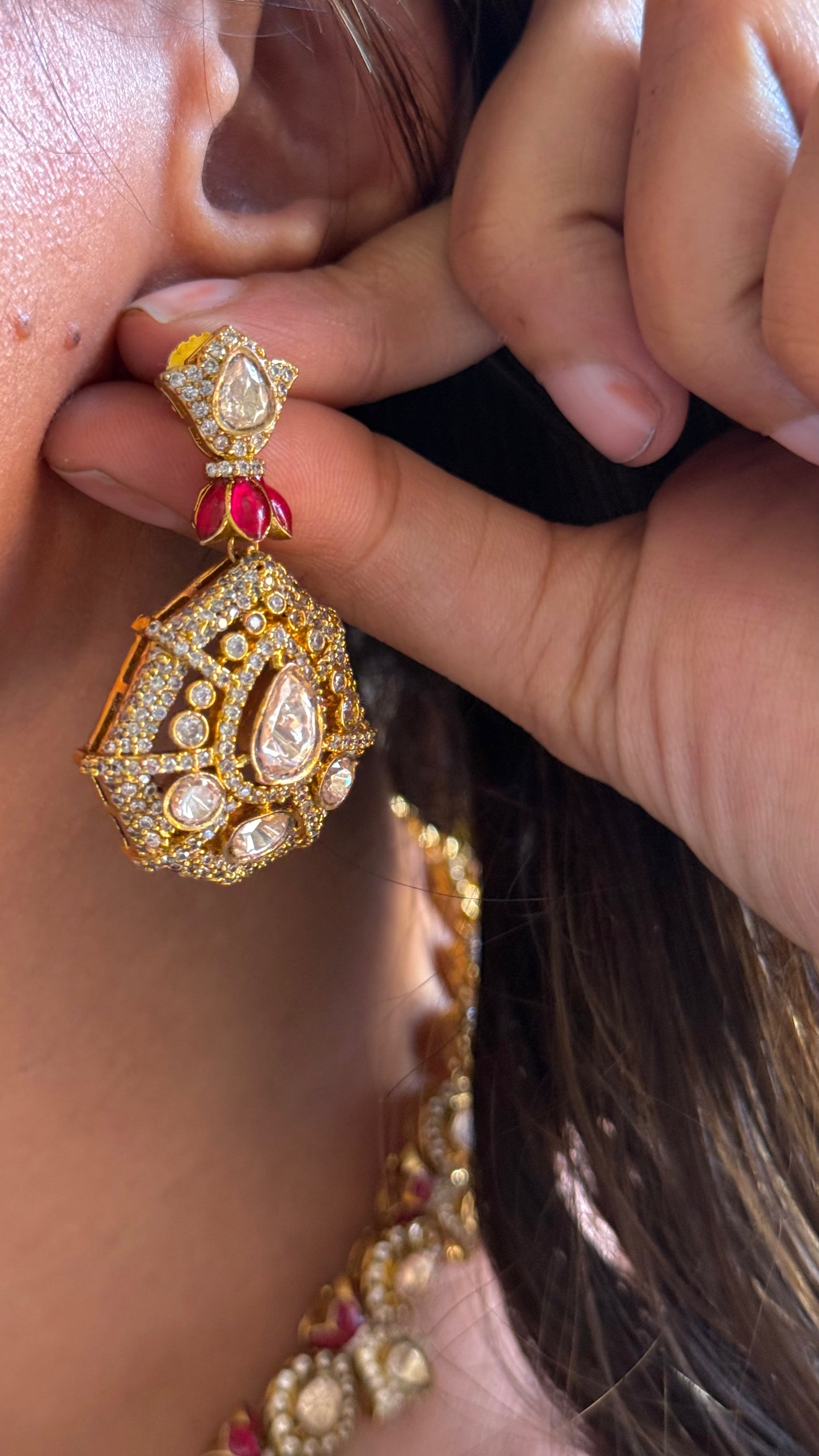 Ruby Lotus  lv polki Necklace