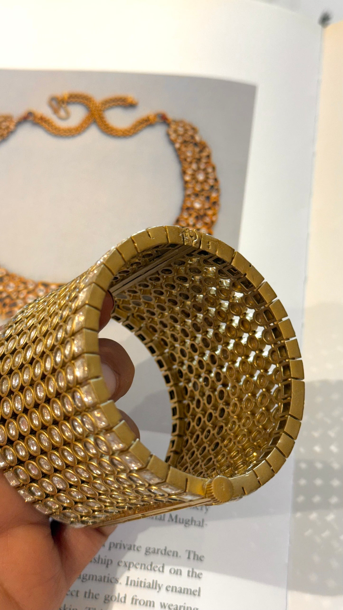 White paachi kundan Kada