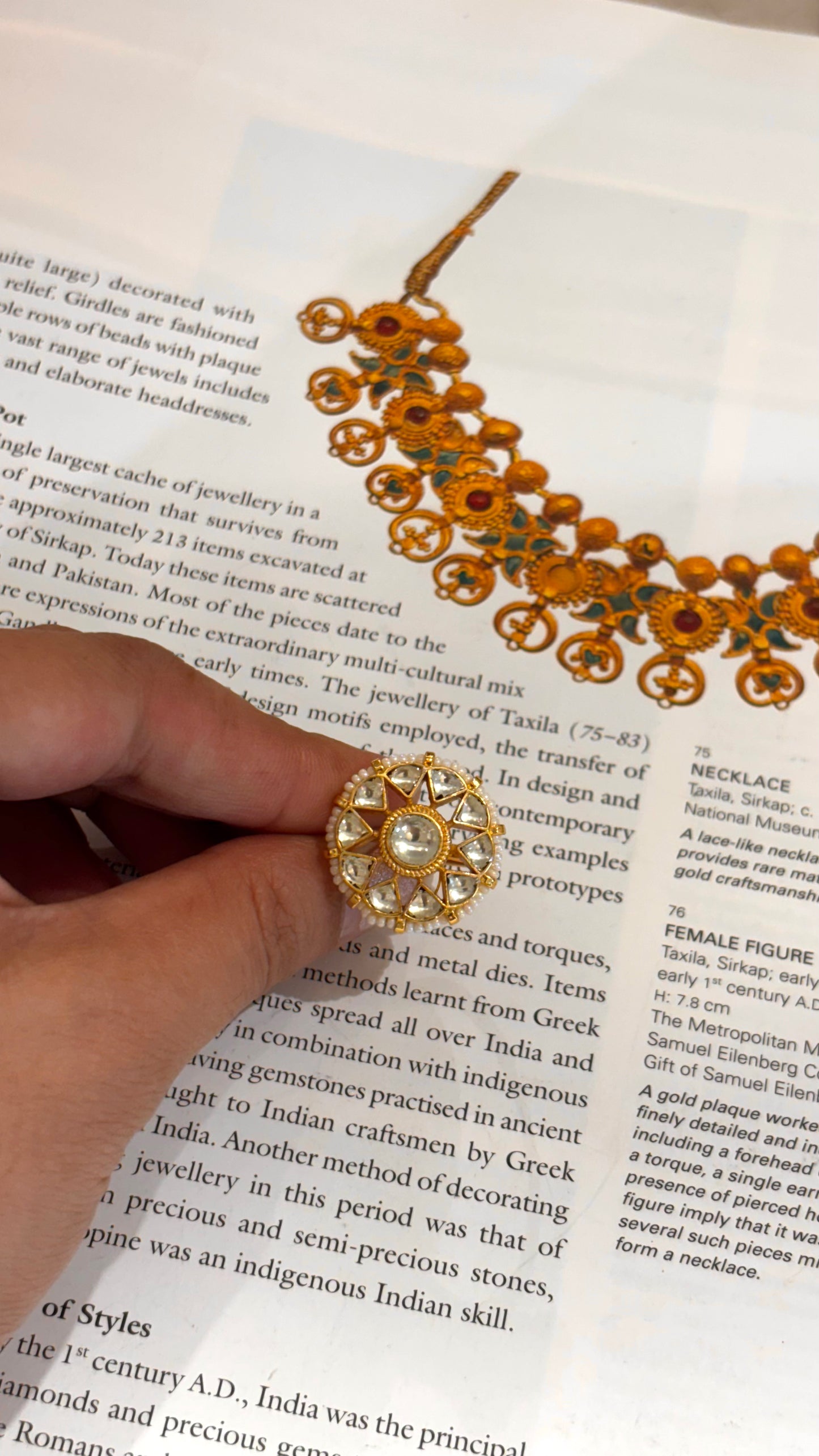 Floral Paachi Kundan Ring