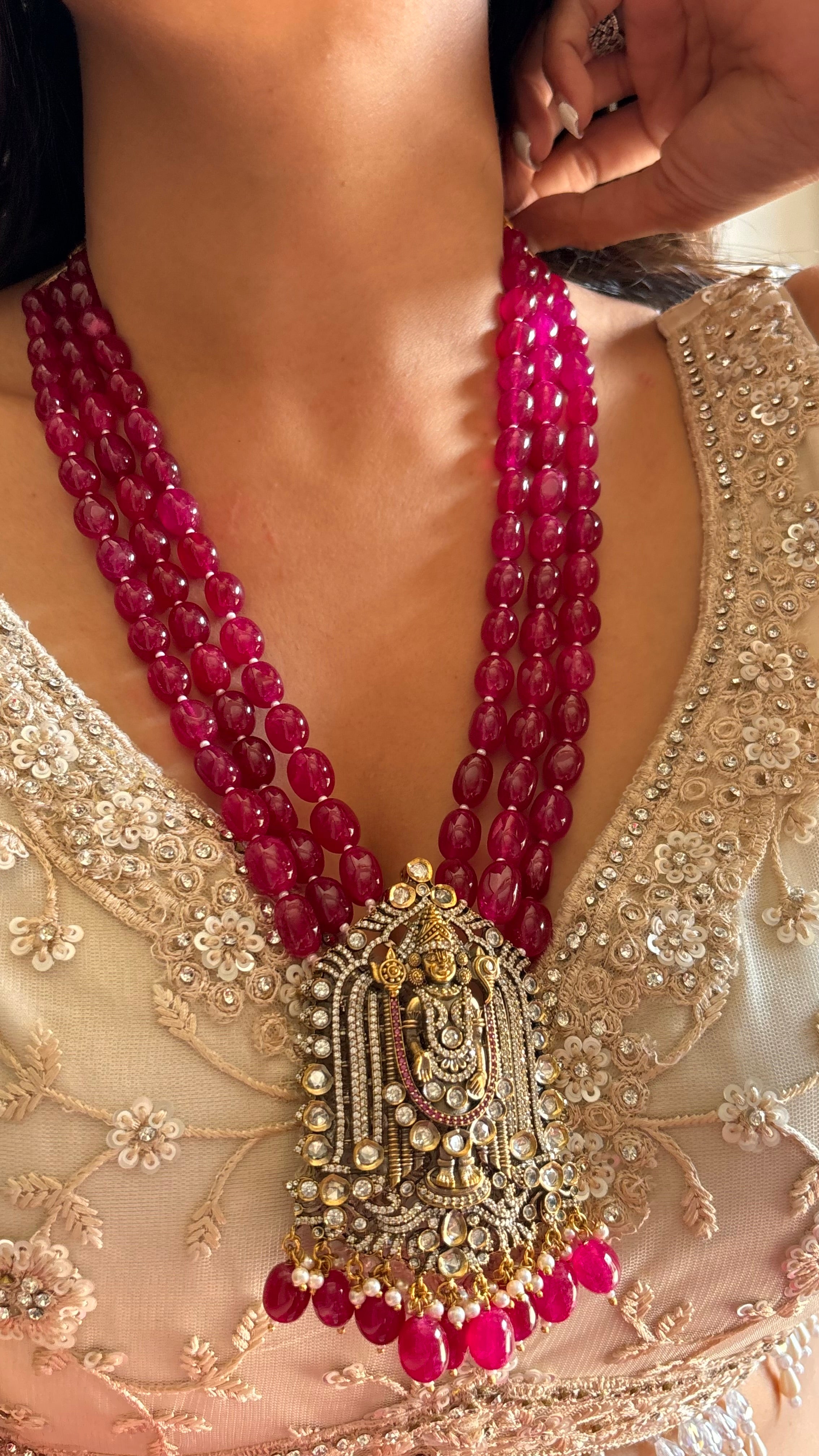 Ruby temple necklace with earrings