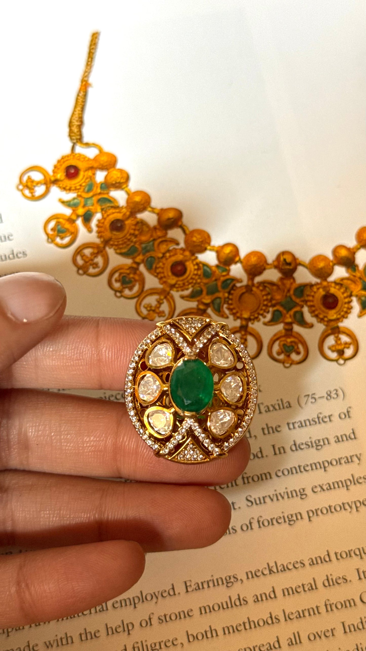 Emerald doublet peeli polki ring