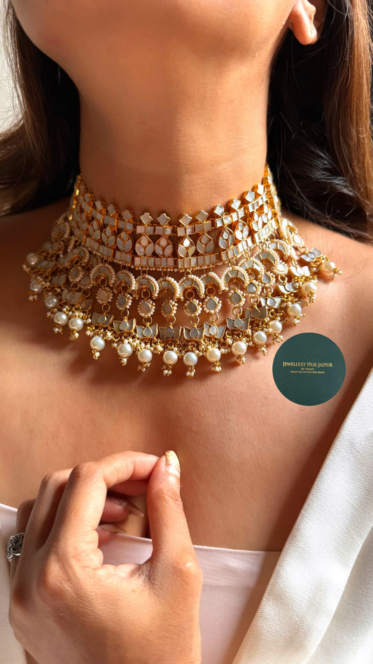 Mother of pearl lotus designed paachi with pearls choker set