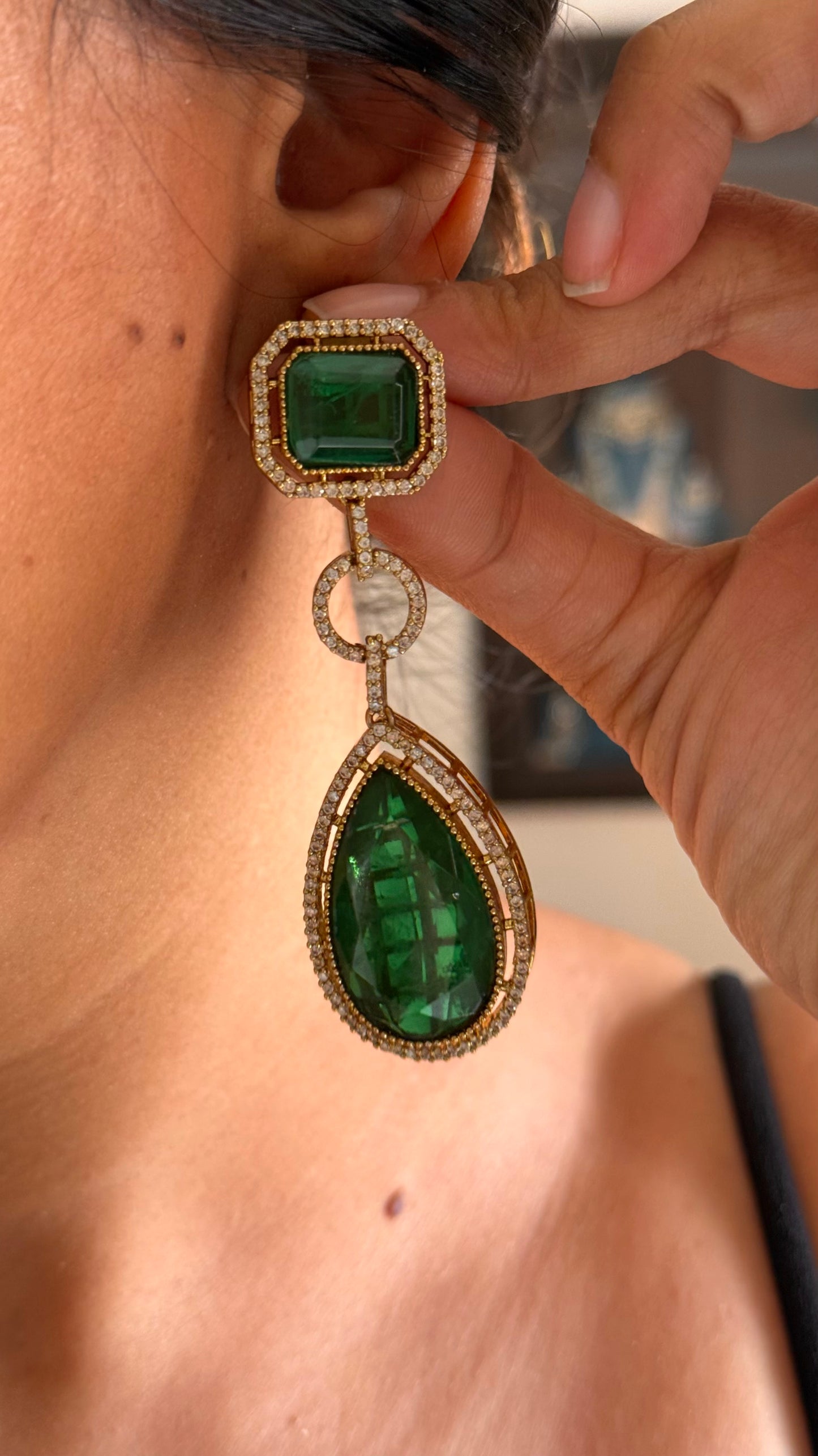 Emerald tear drop long pendant minimal necklace