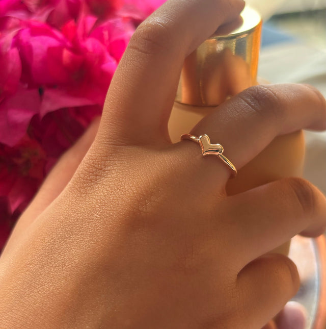 Sweetheart adjustable gold ring