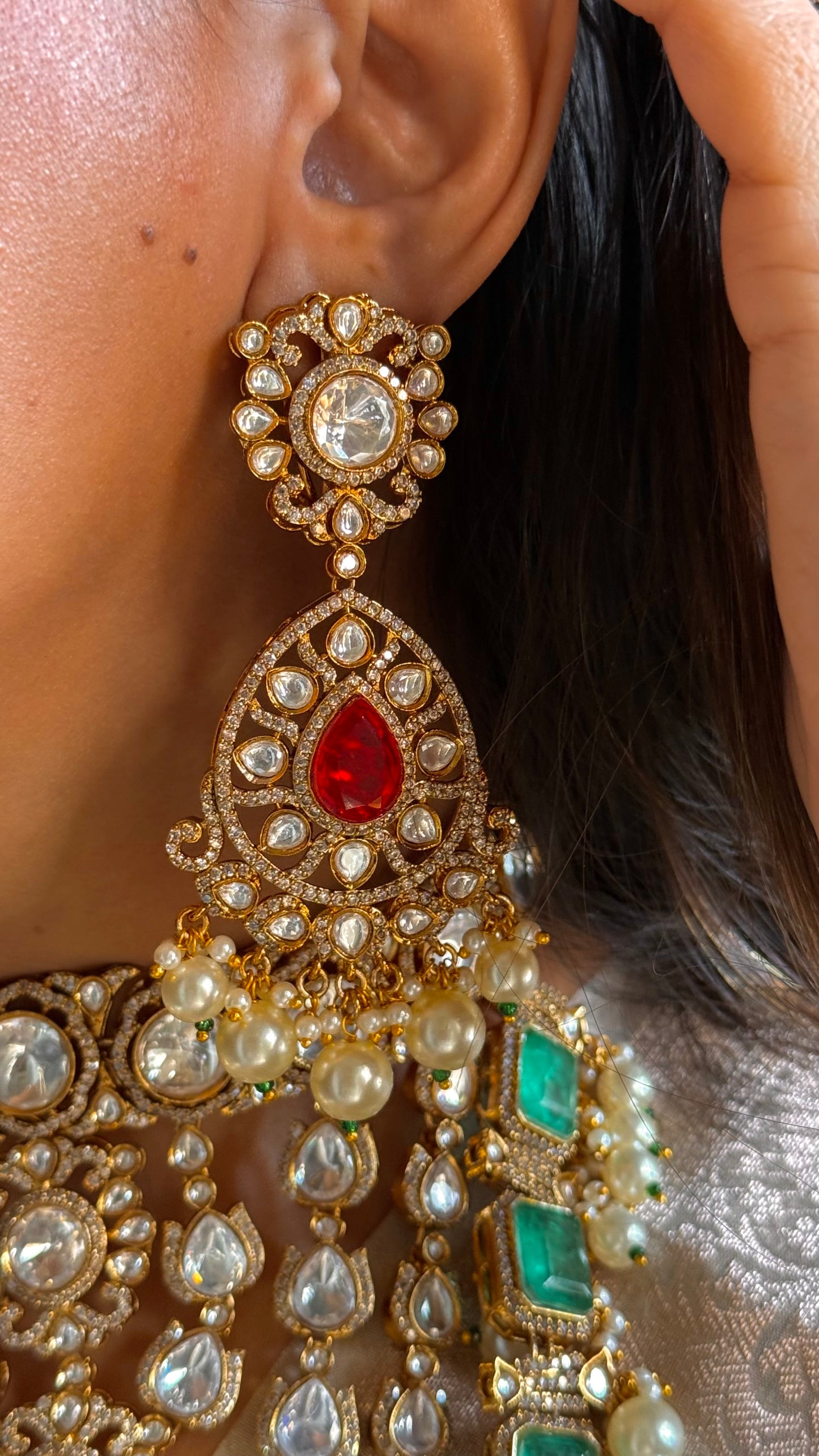 Mint & Ruby pearl detailing choker set