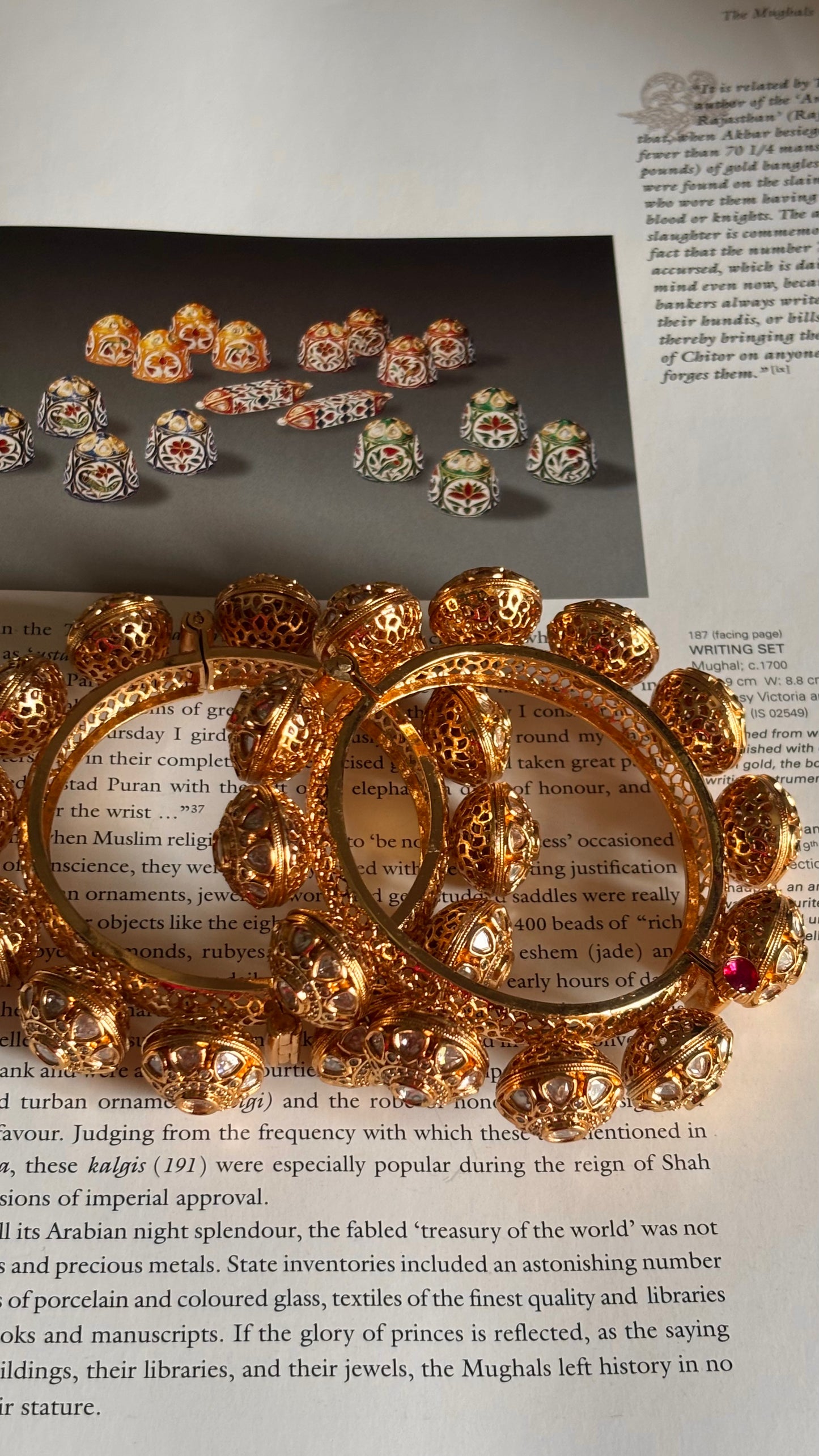 White polki moissanite gold polish bangdi bangles