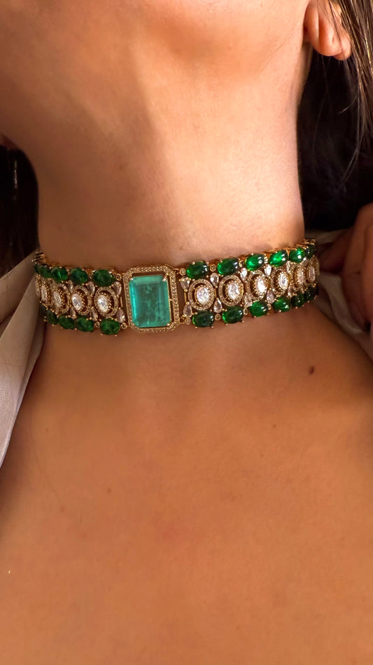 Emerald Mint minimalist doublet choker necklace with earrings