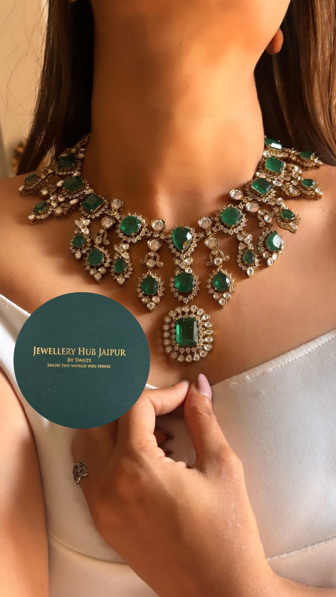 Emerald doublet heritage necklace set