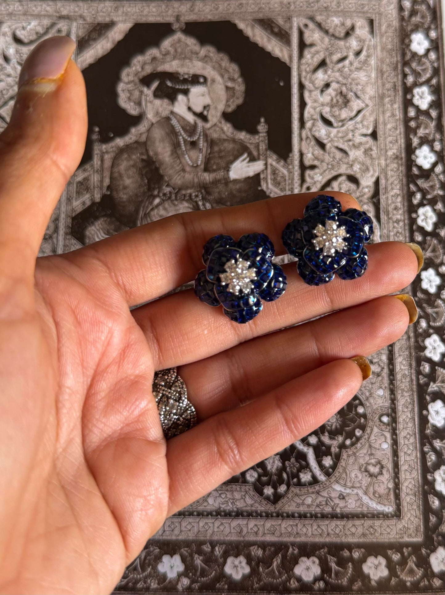 Sapphire flower stud