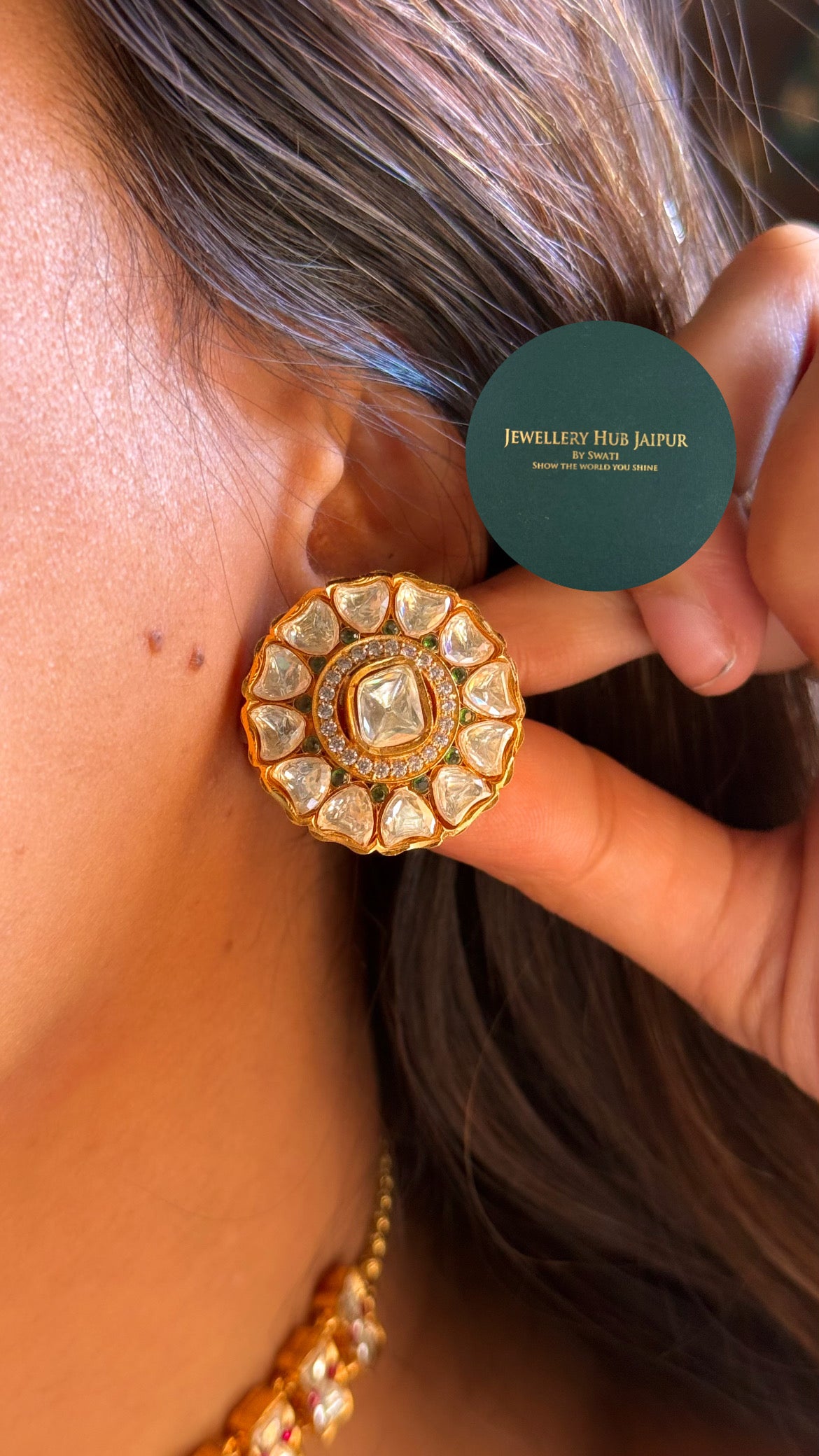 Real moissanite rani pink & emerald floral minimal choker set