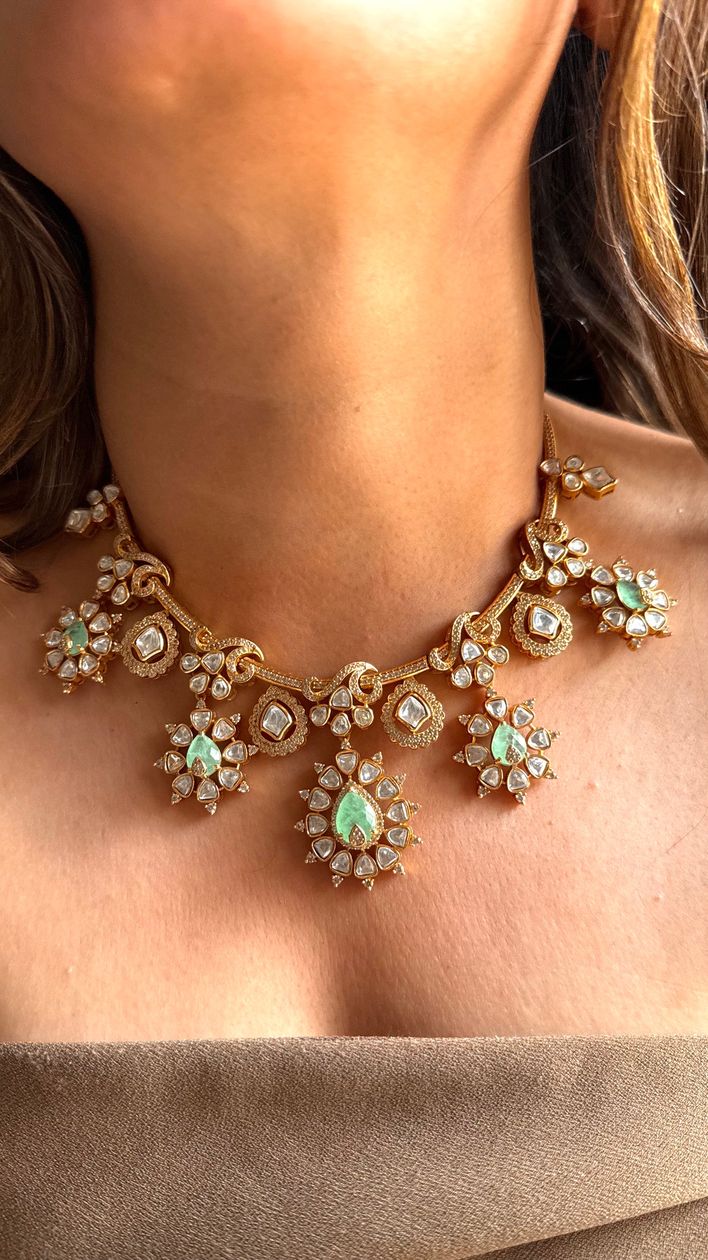 Mint tear drop doublet & polki necklace